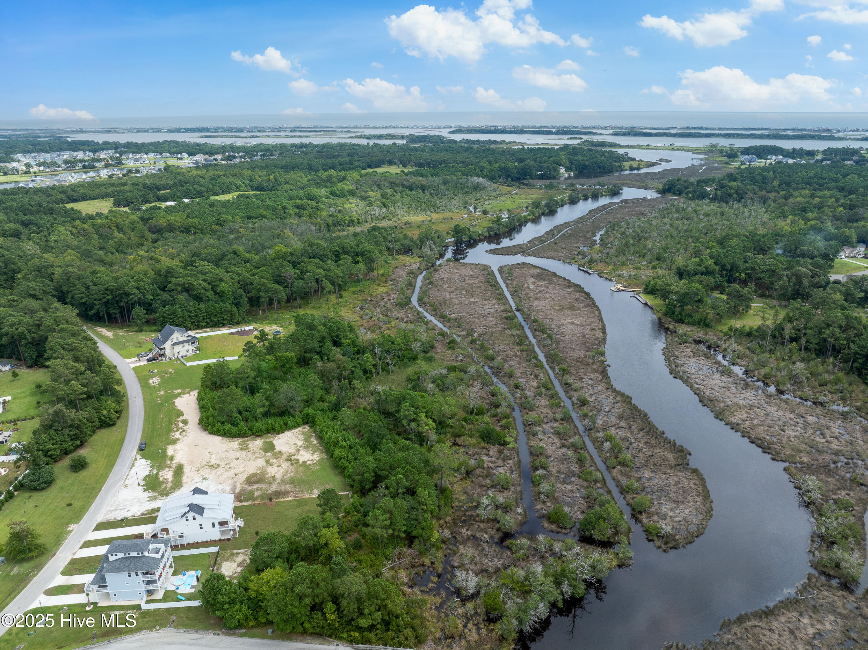 100517421 | Photo 44