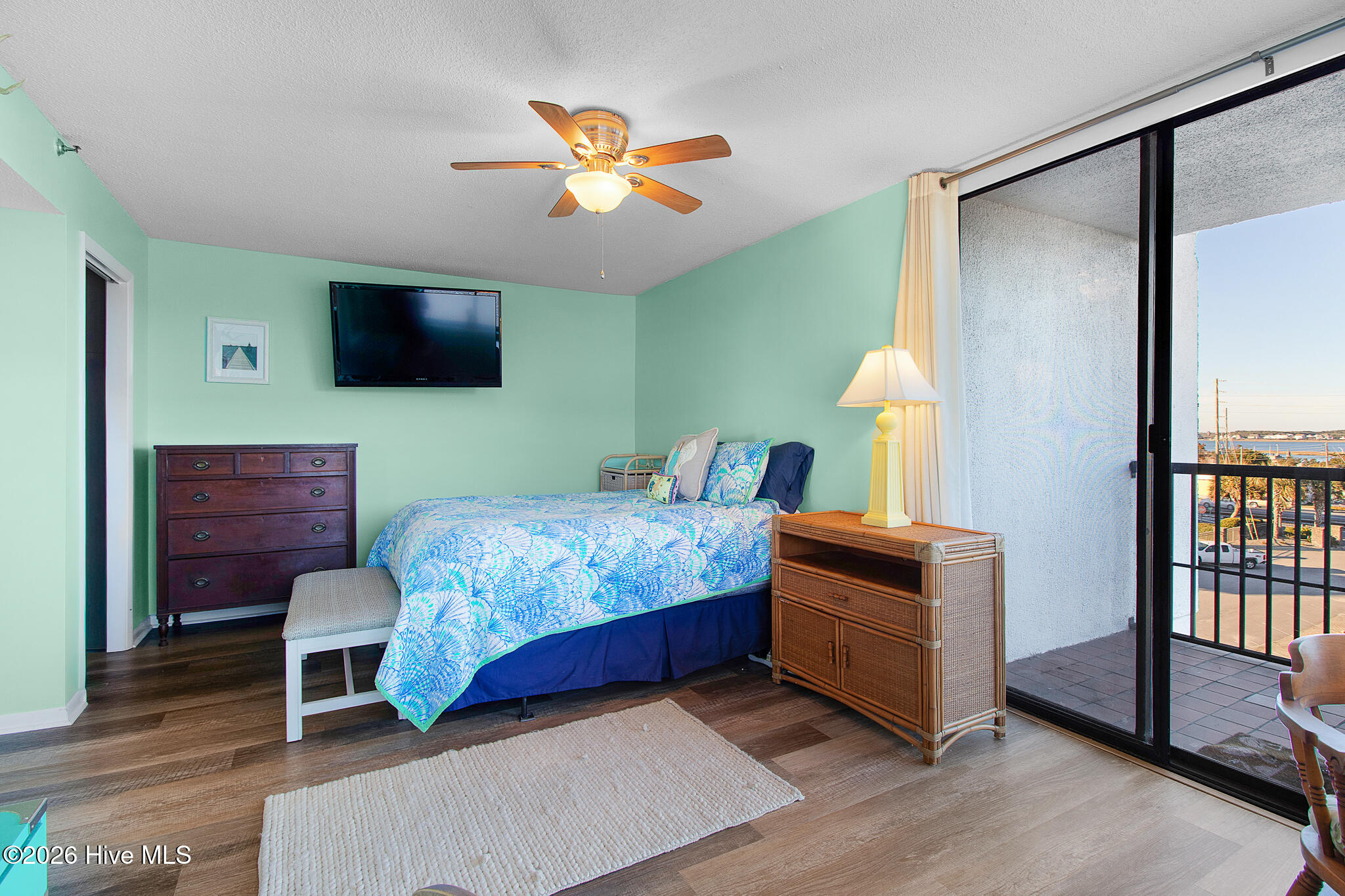 211 Arendell Street UNIT 401 Leeward Harbor, Morehead City, NC, 28557