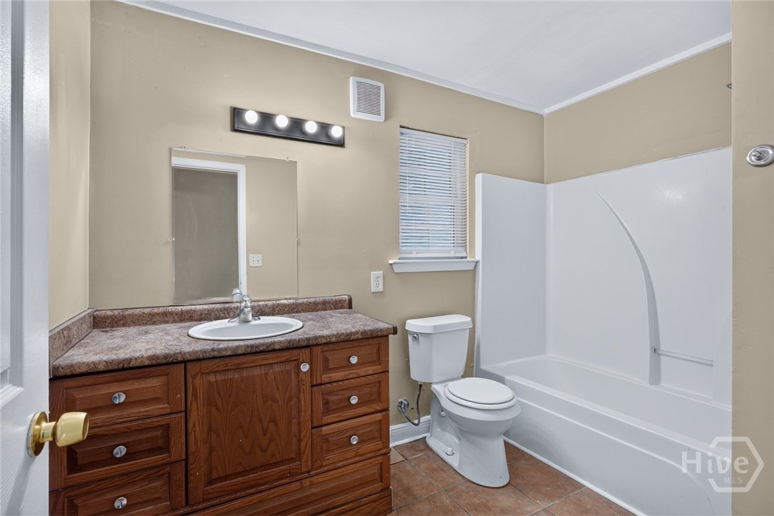 Primary bathroom on 1st floor