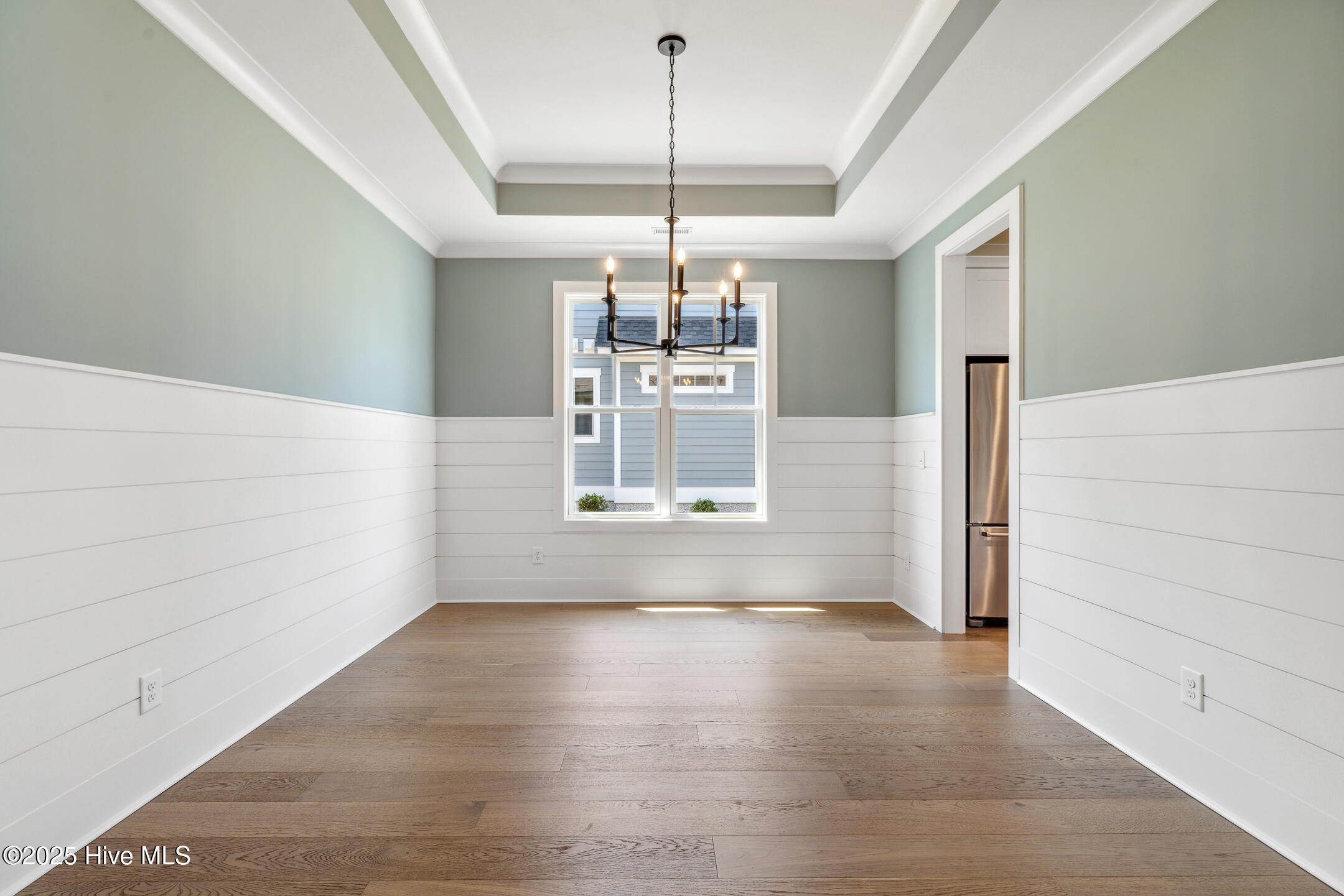 100461244 | Photo 24