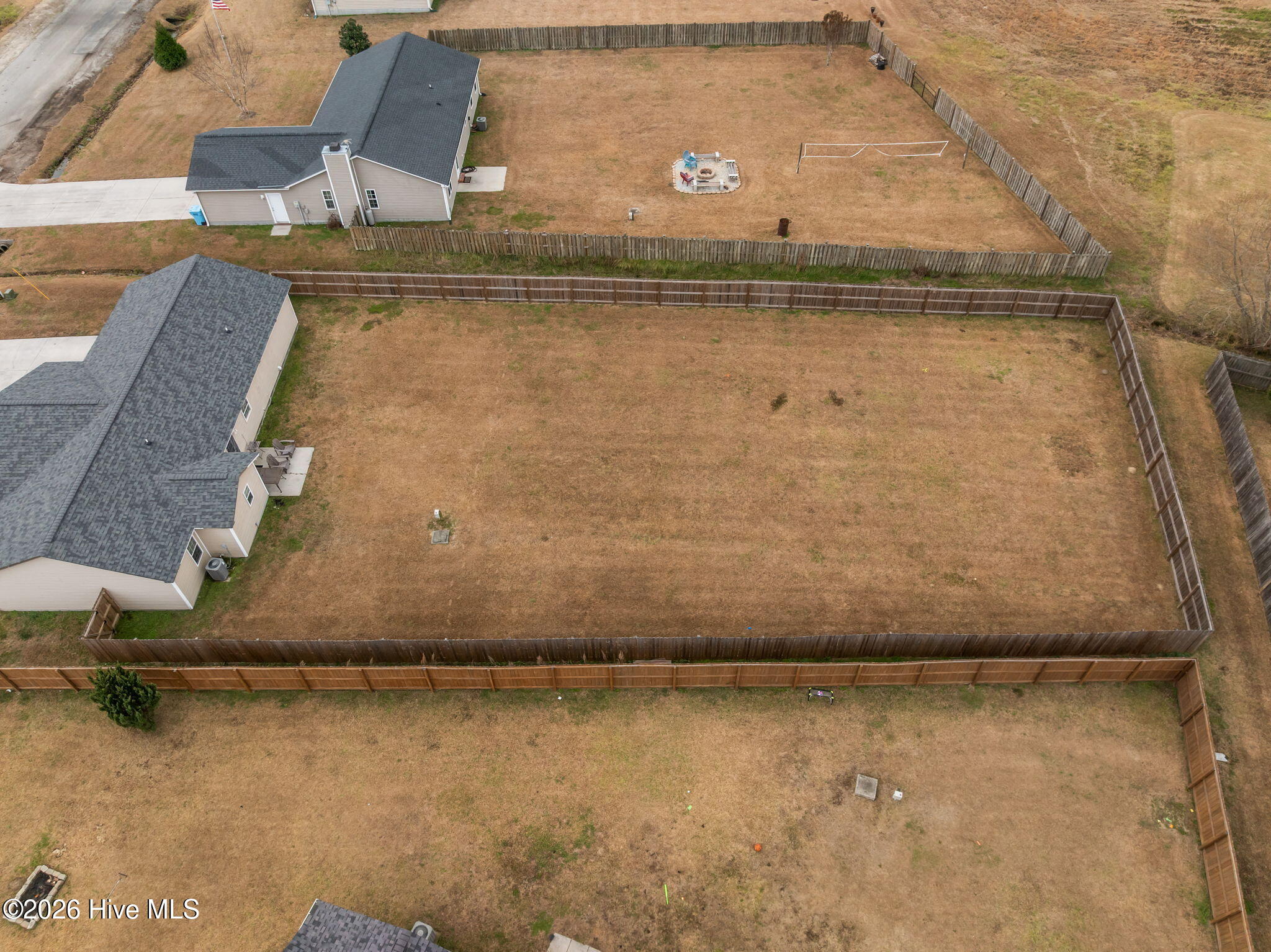 100547343 | Photo 50