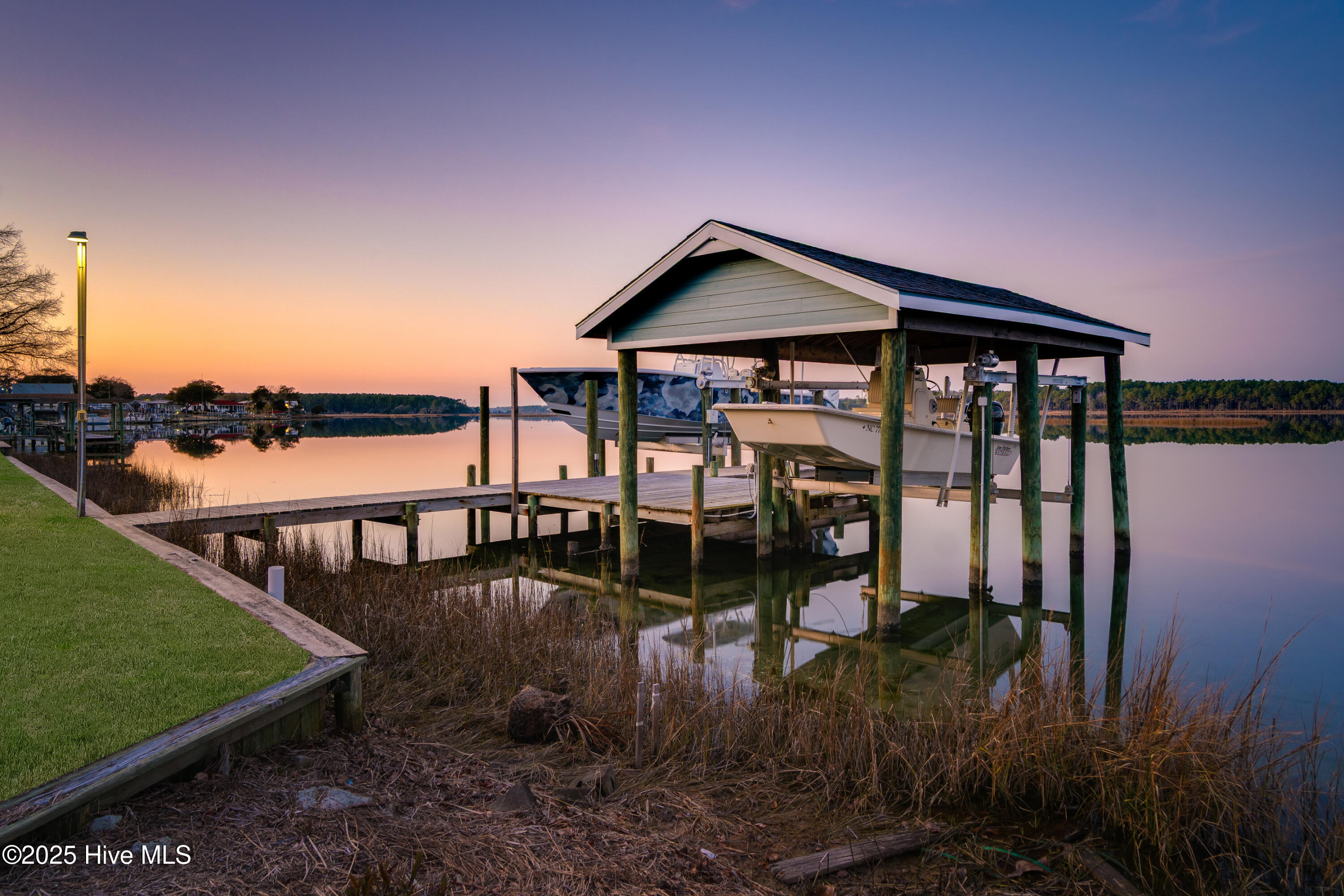 100491390 | Photo 45