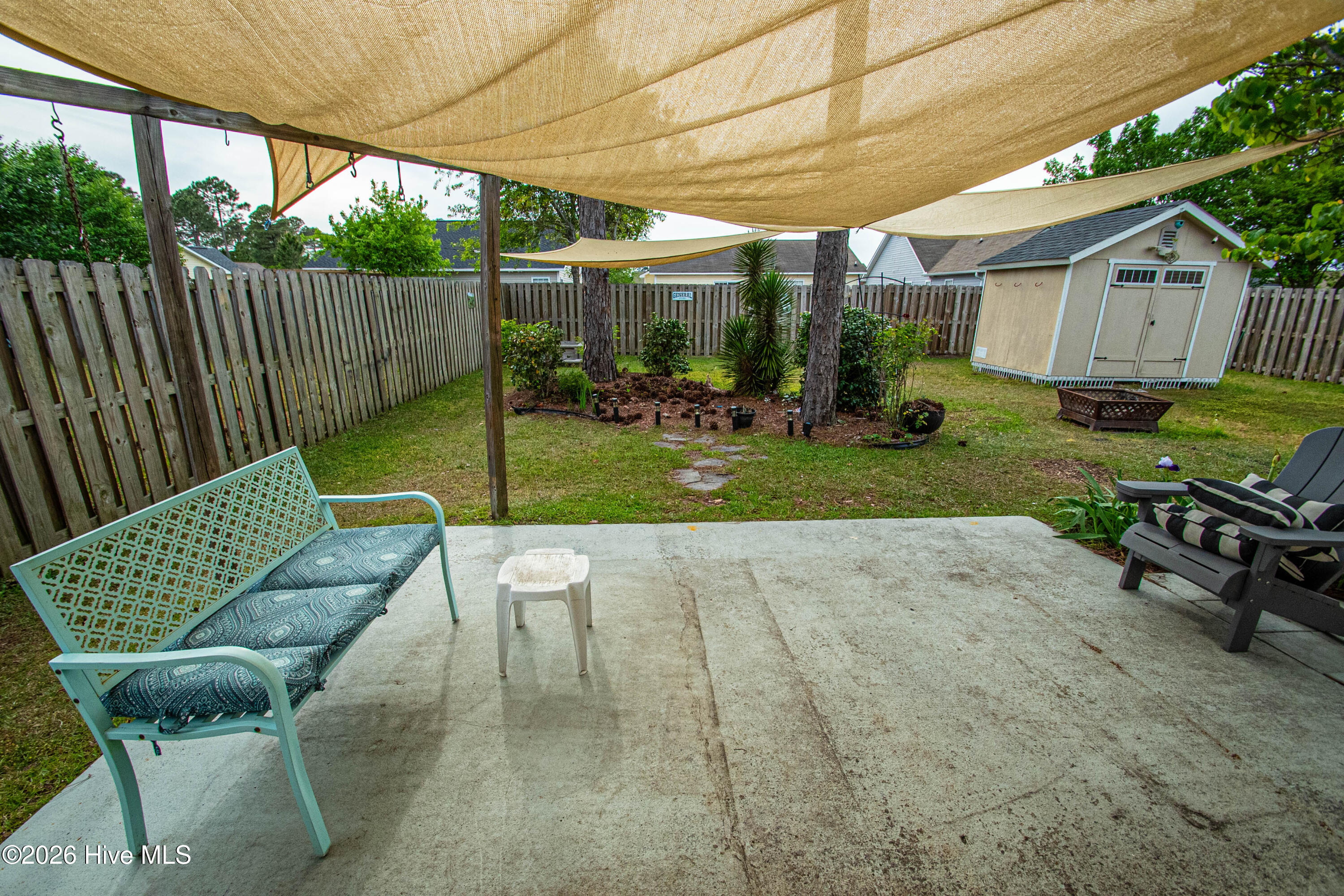 100567931 | Photo 16