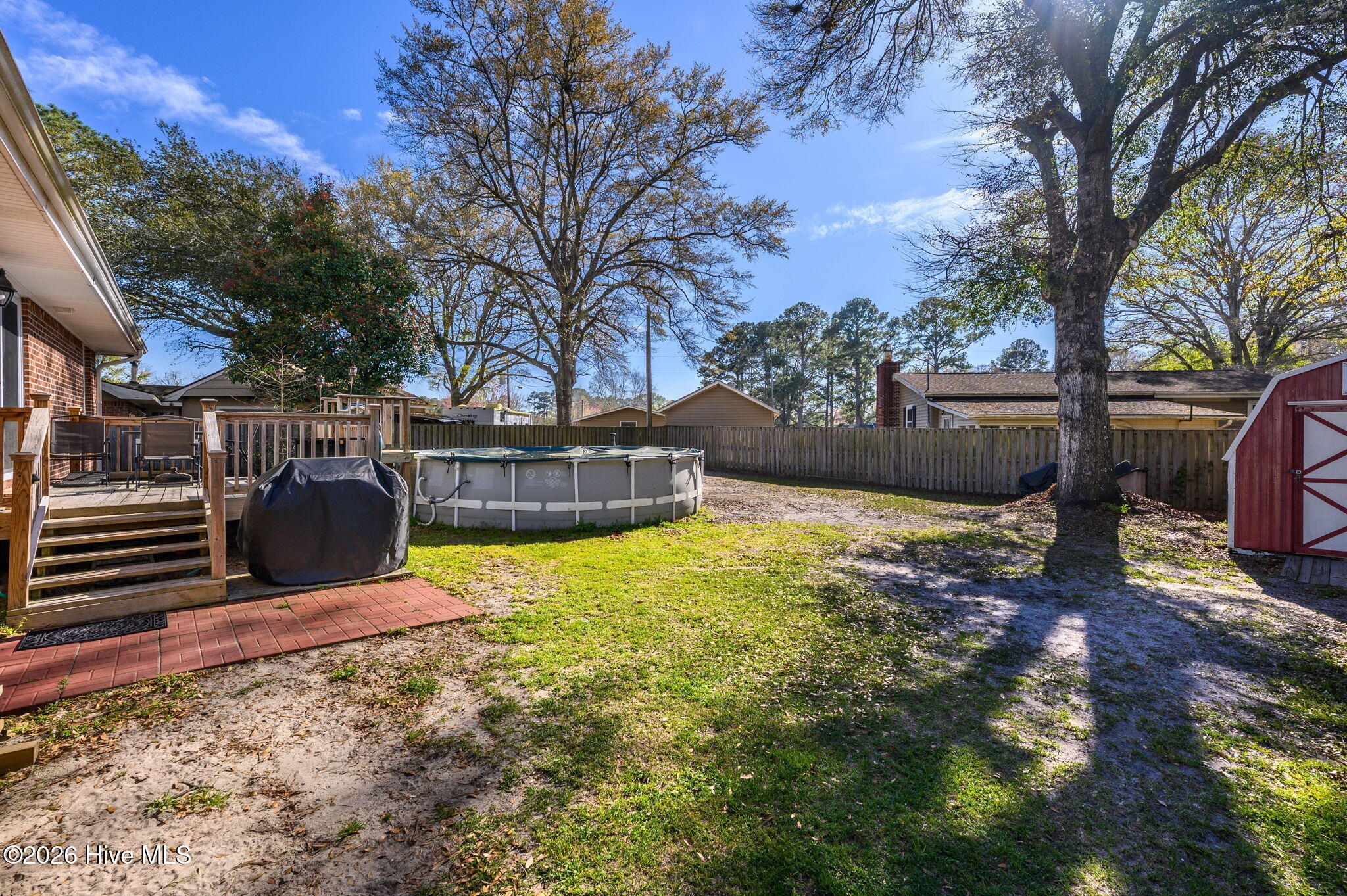 100564141 | Photo 24