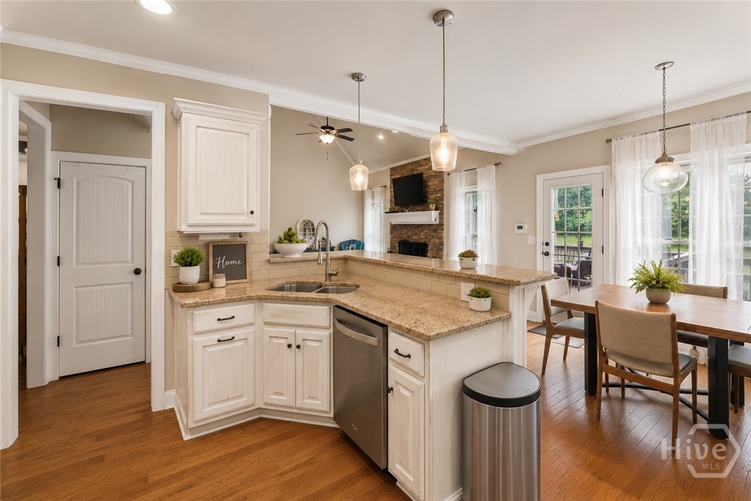 Property photo 35