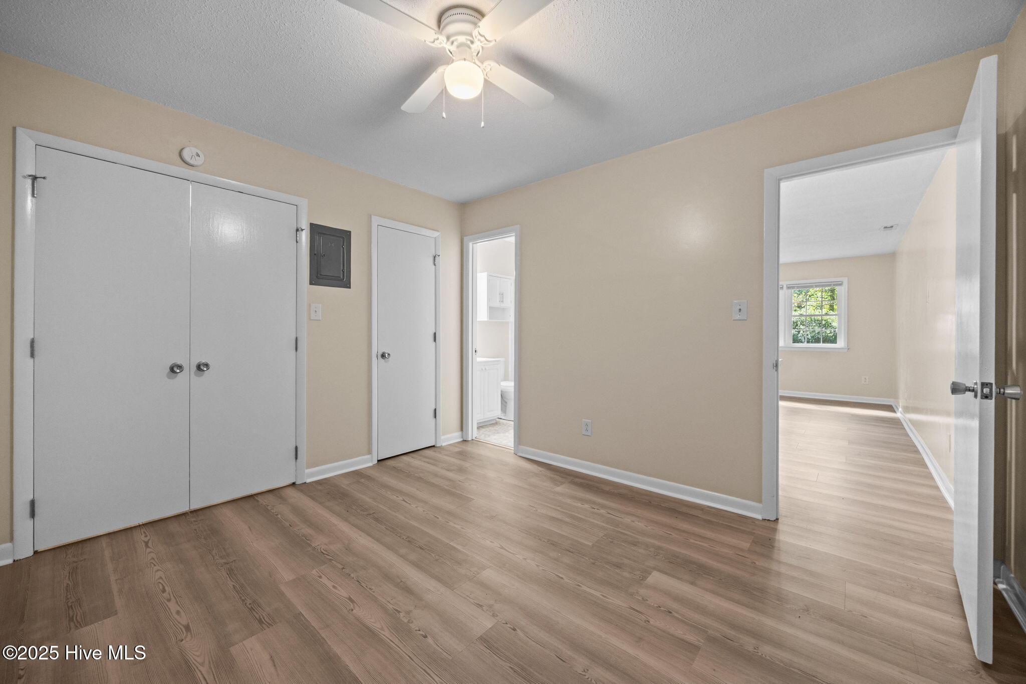 13-web-or-mls-1190 Gould Rd Unit1 30