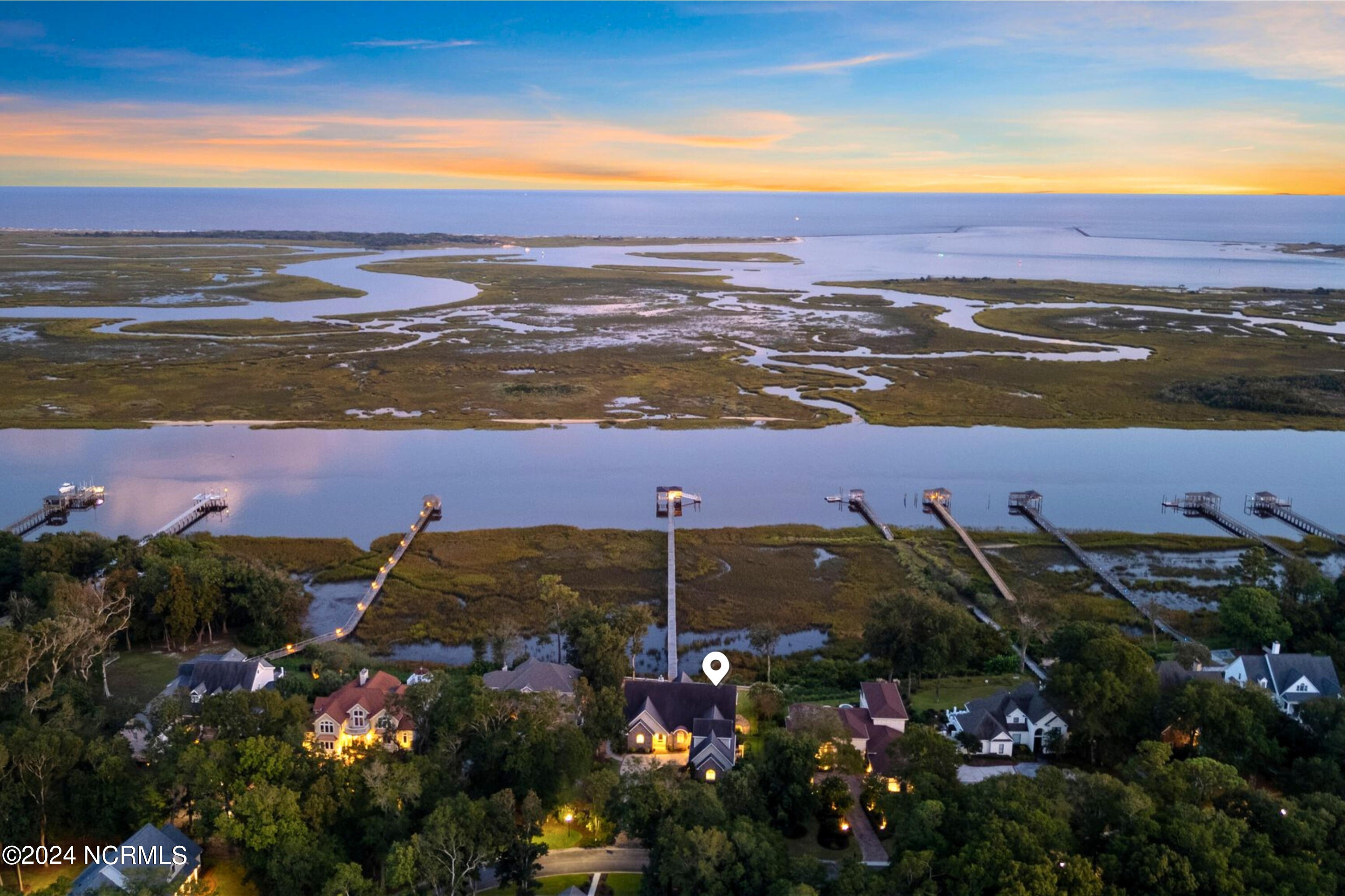 100553128 | Photo 74