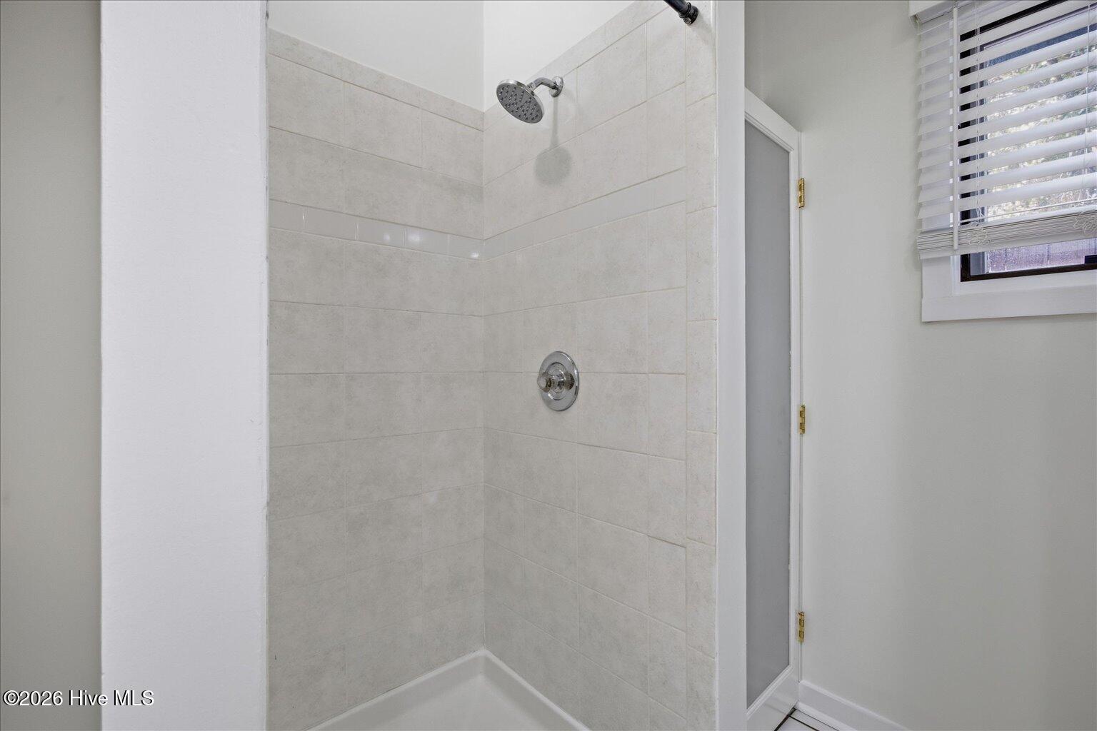 100555518 | Photo 28