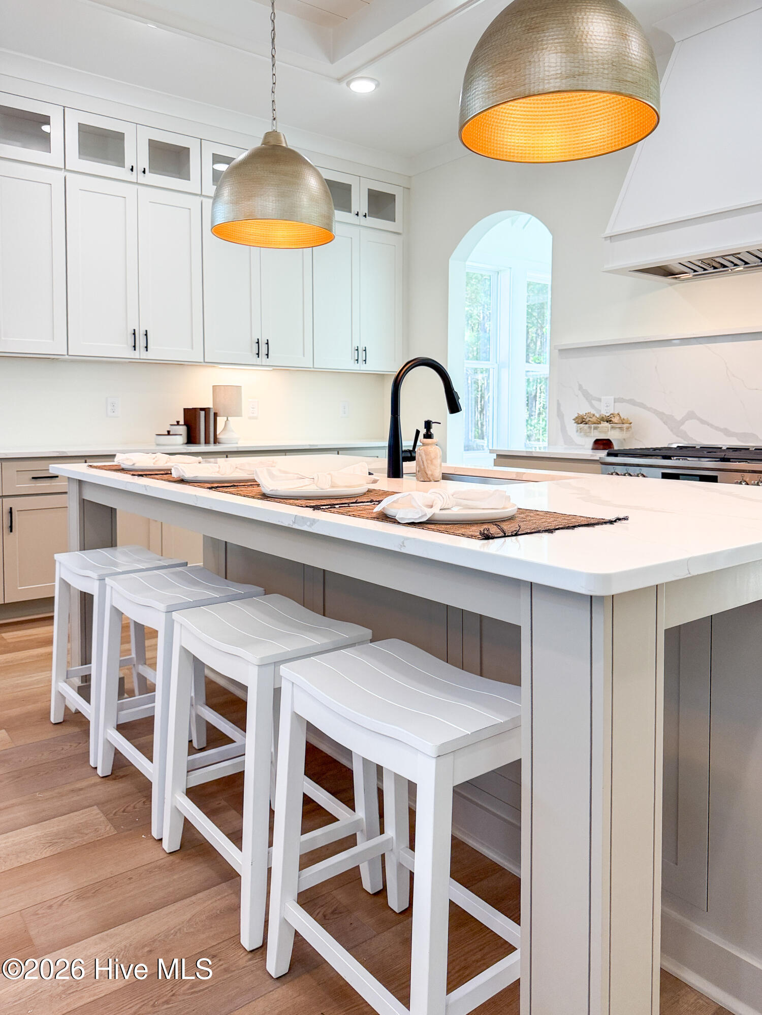 100564913 | Photo 23