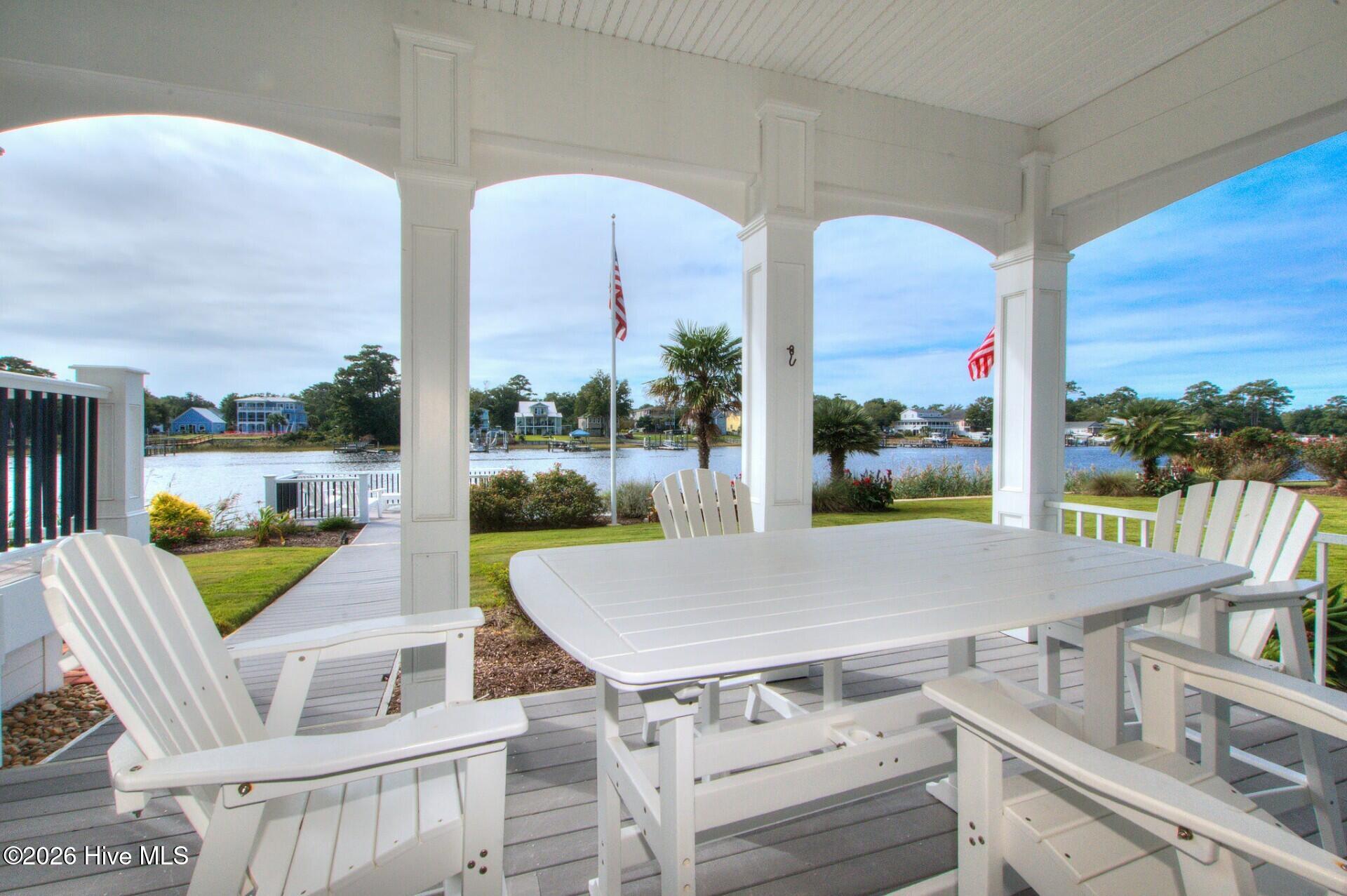 100553459 | Photo 96