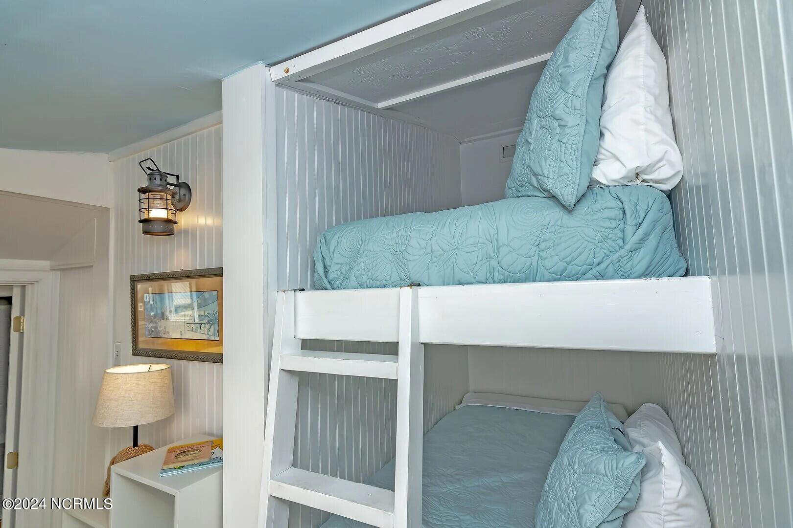 100494971 | Photo 16