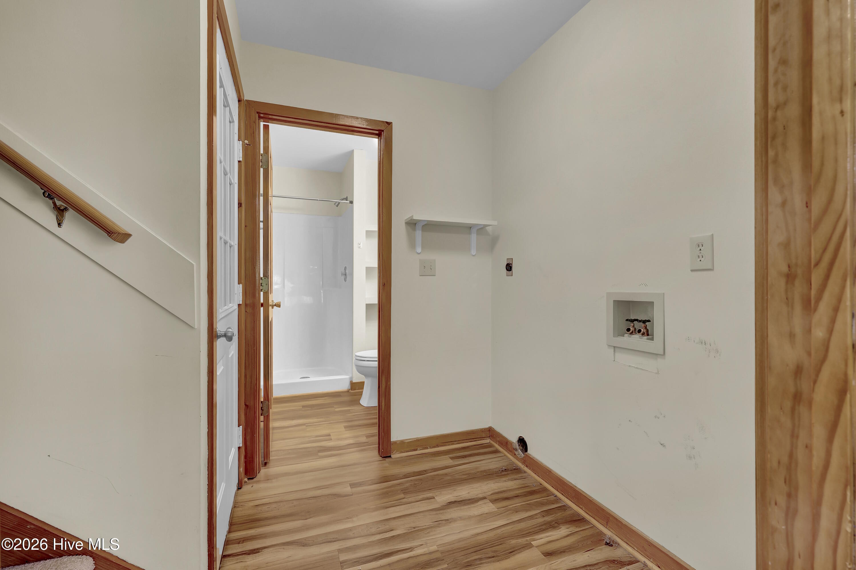 100568630 | Photo 15