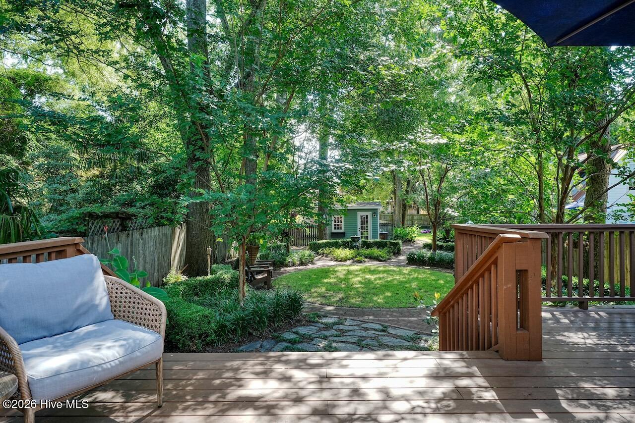 100560028 | Photo 43