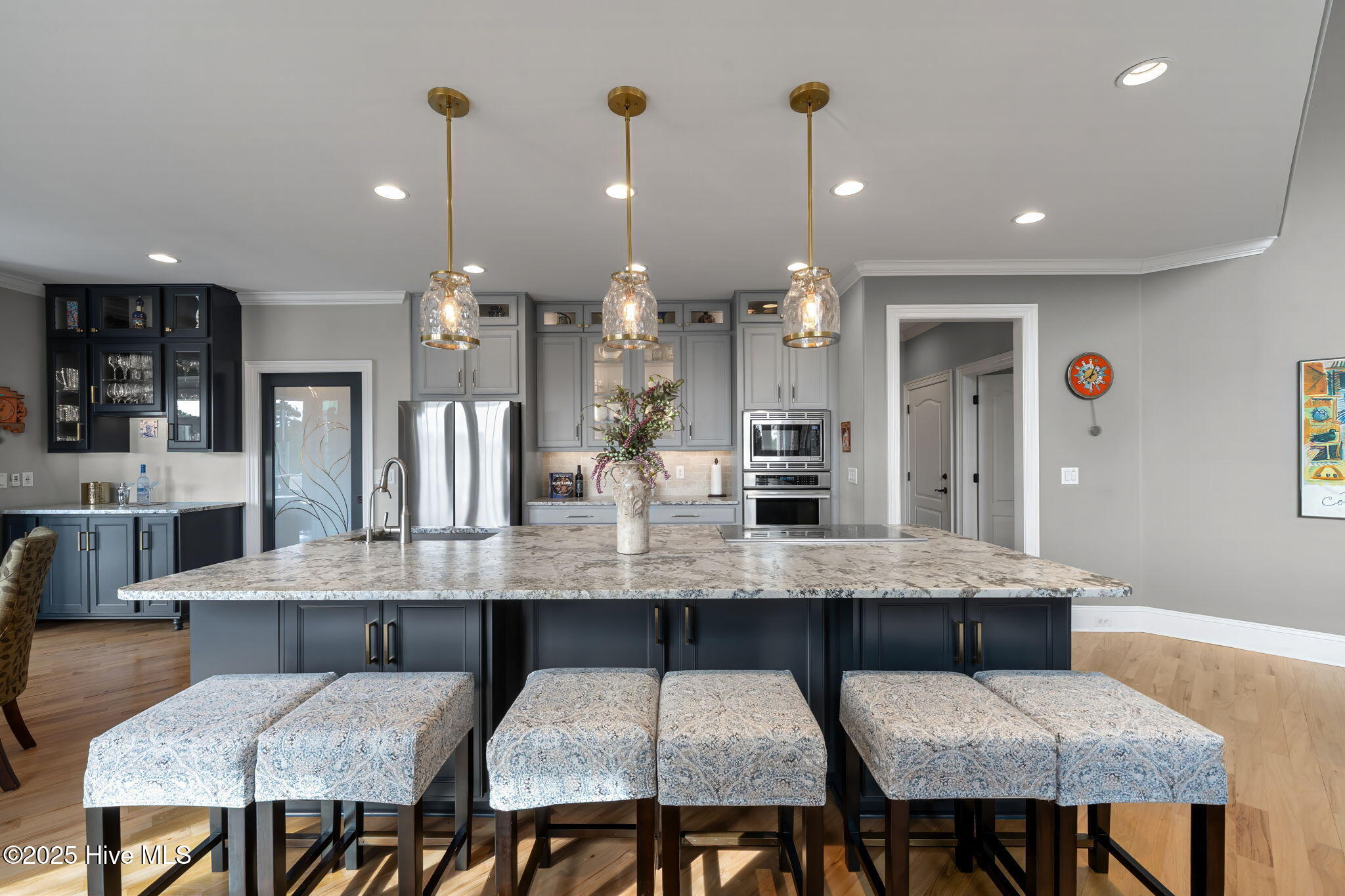 100544684 | Photo 16