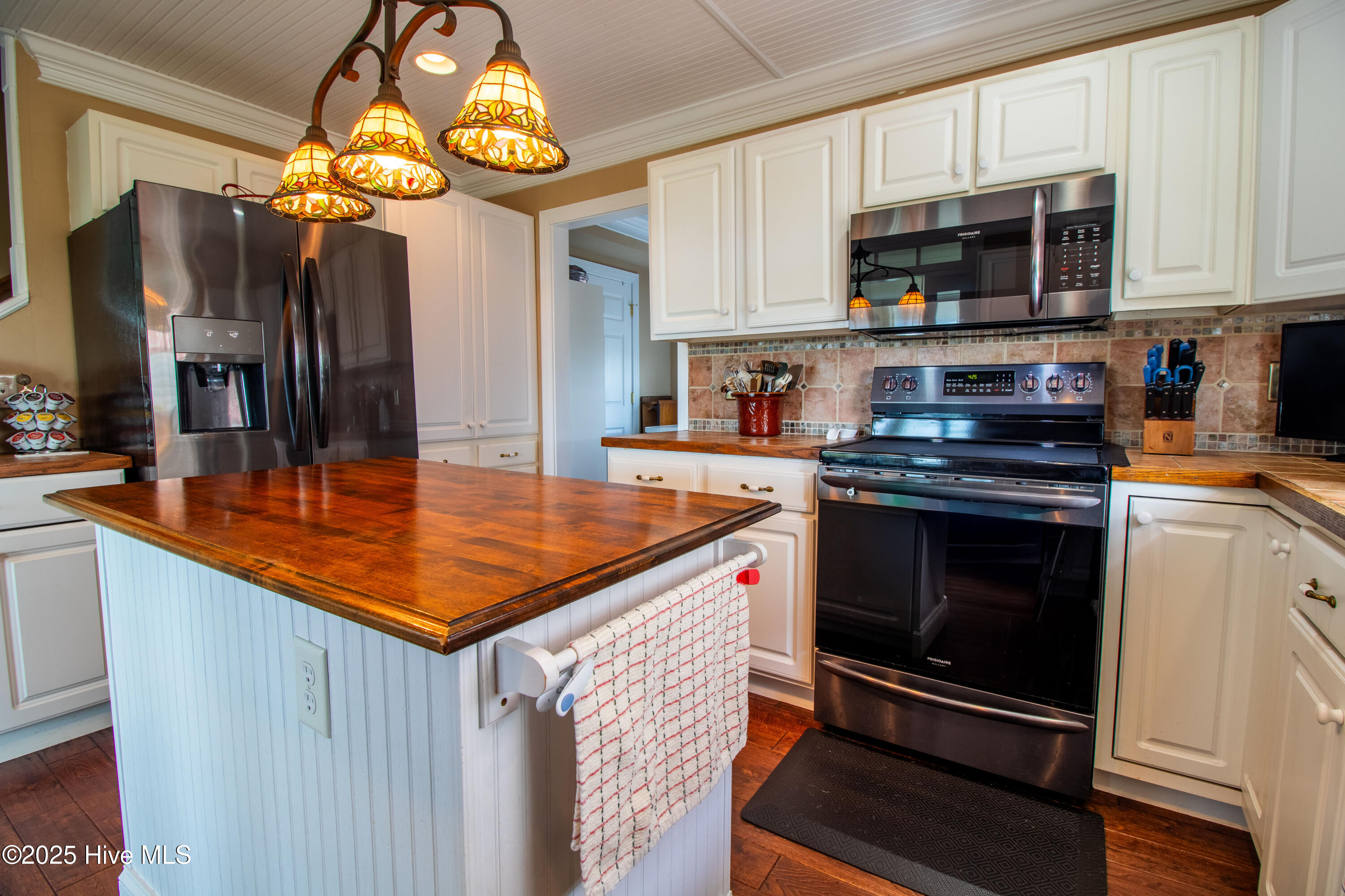 100535600 | Photo 22