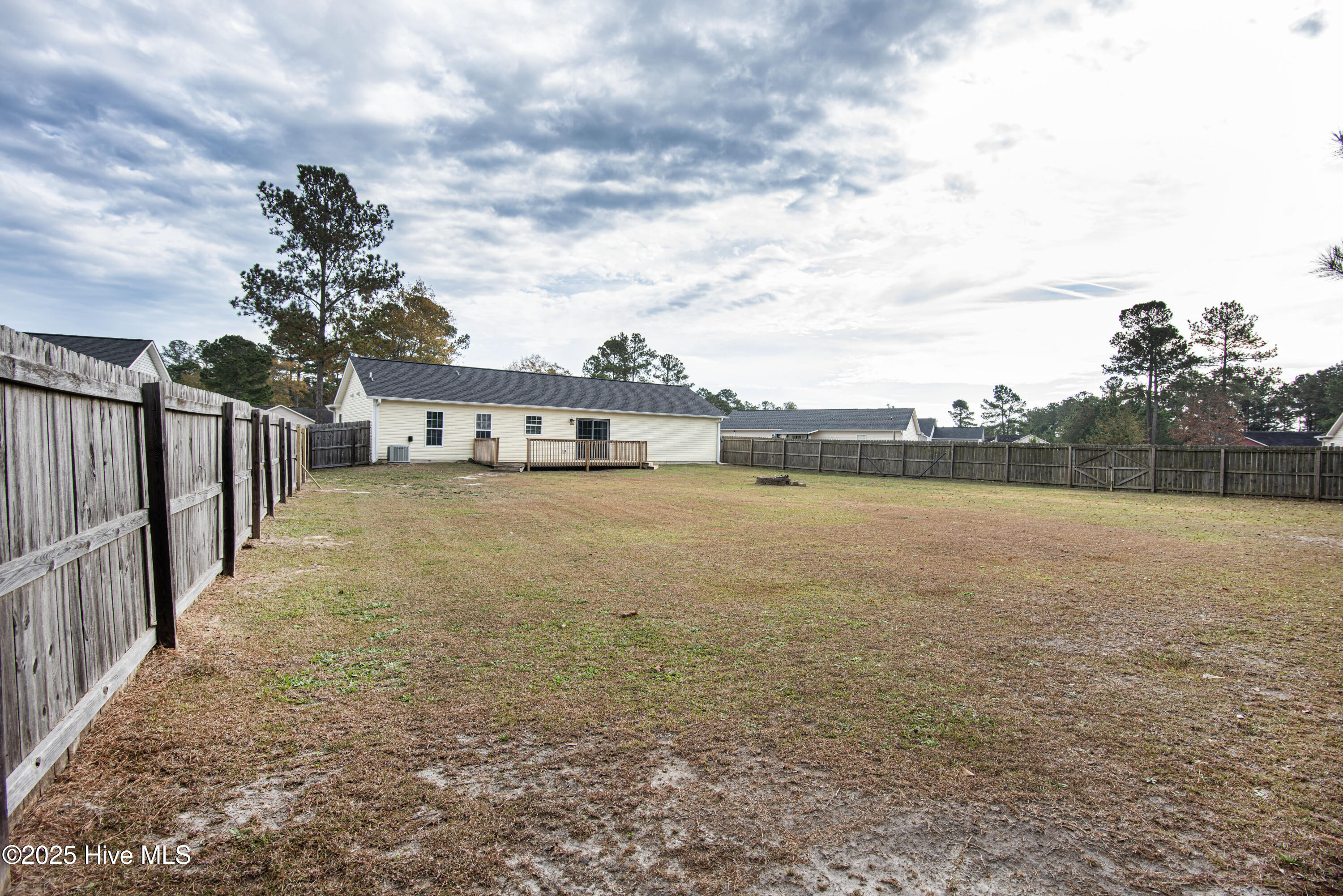 100543253 | Photo 26