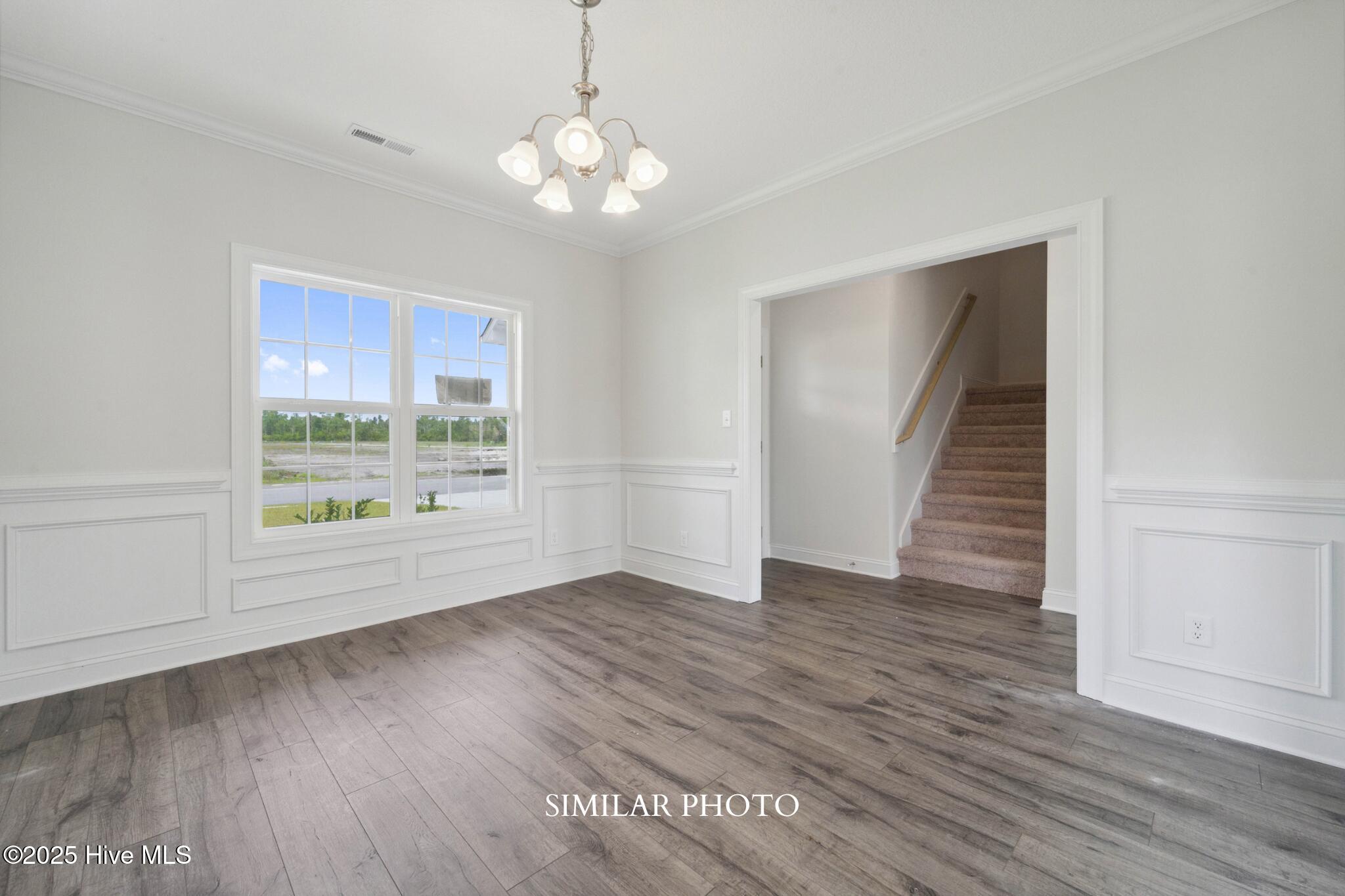 SIMILAR PHOTO 22 (7)