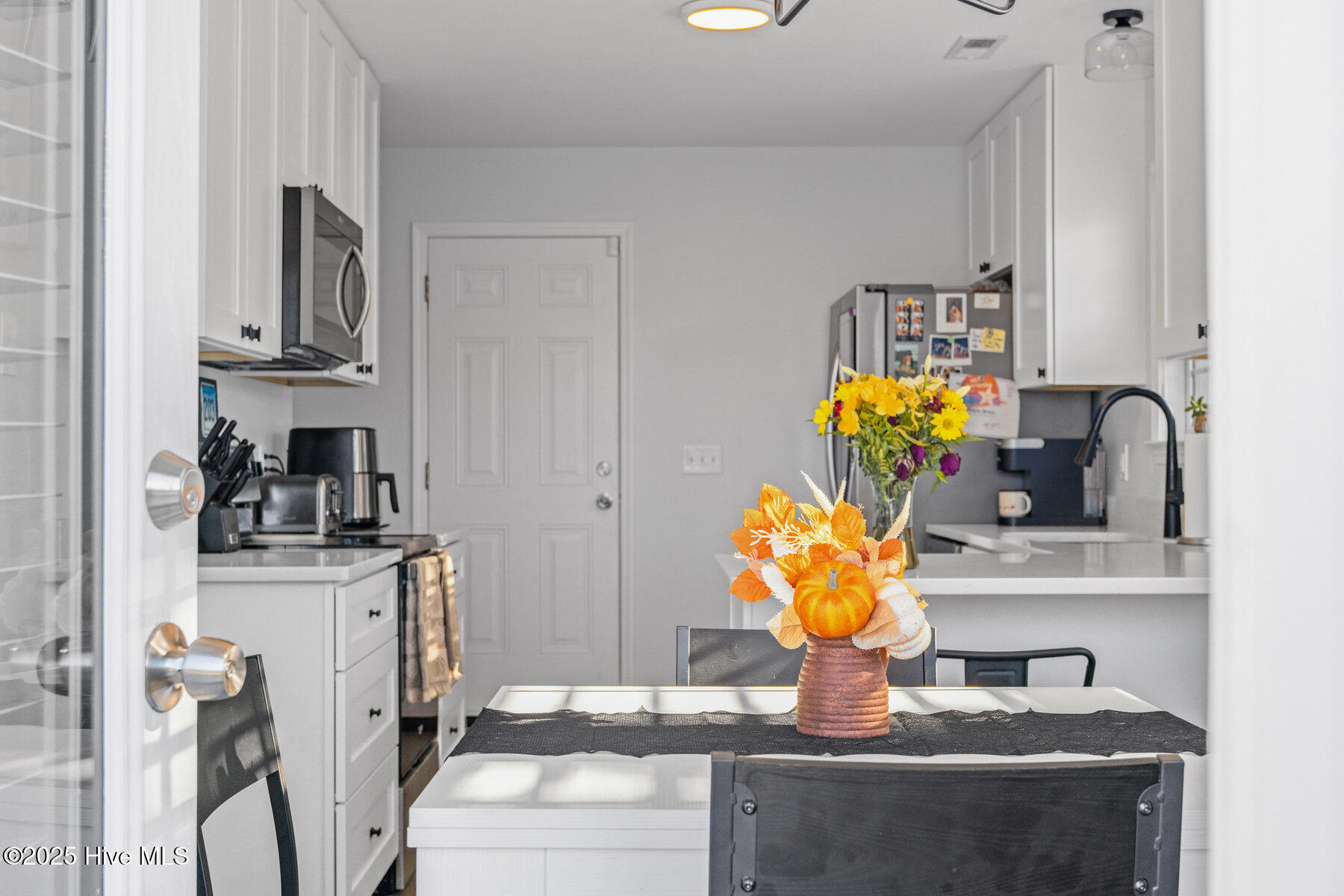 100539612 | Photo 15