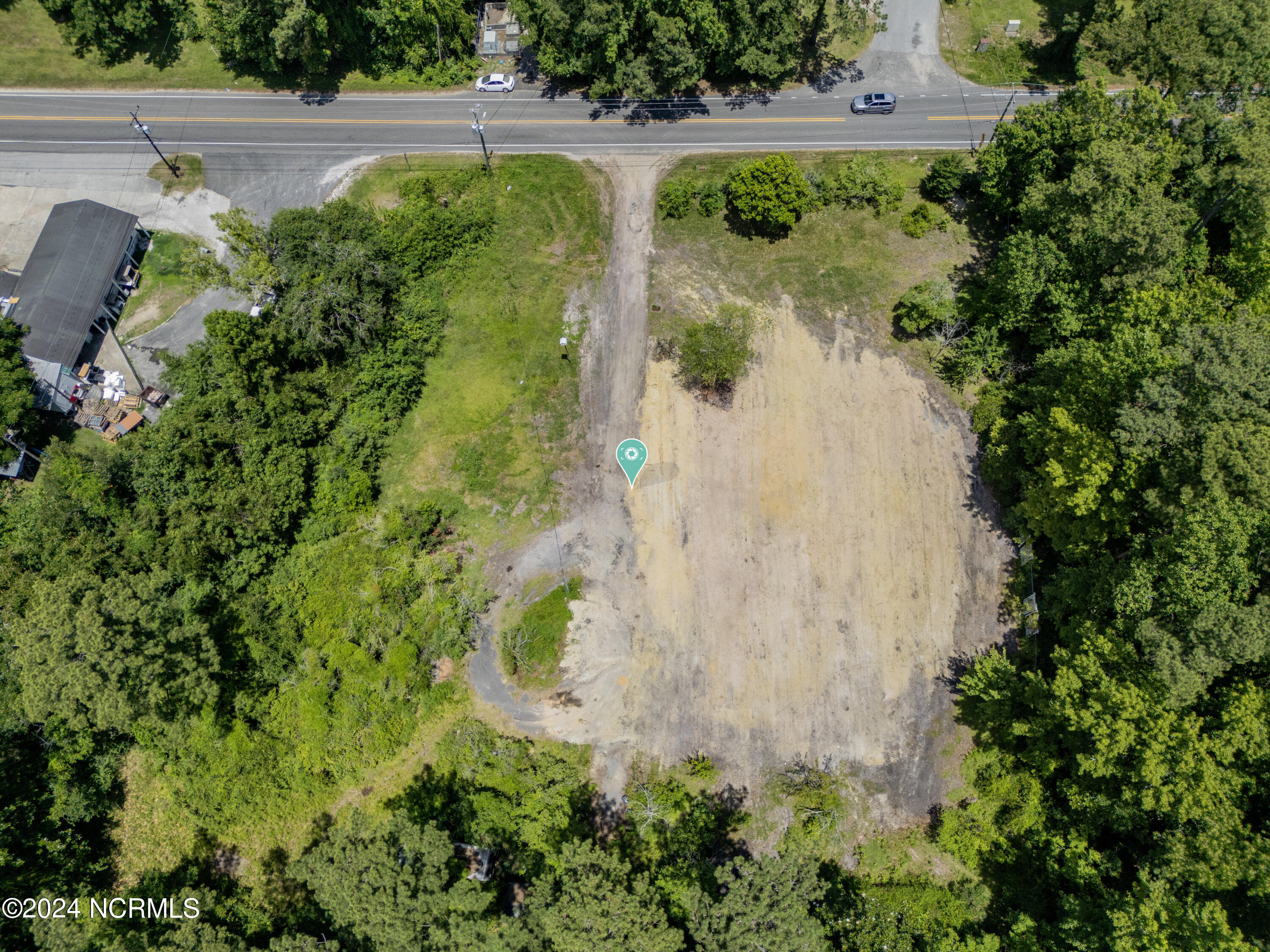 100451905 | Photo 13