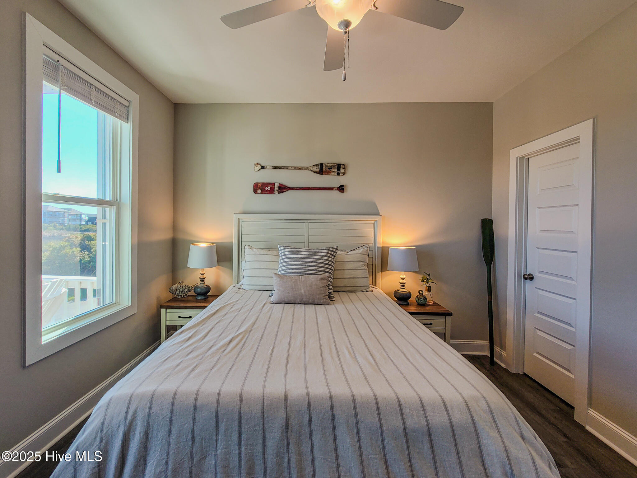 100540688 | Photo 43