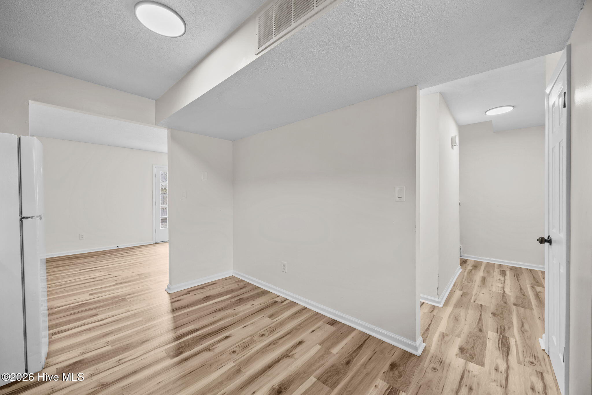 100555869 | Photo 20