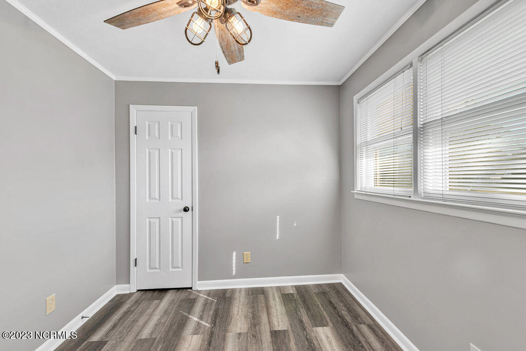 100550448 | Photo 19