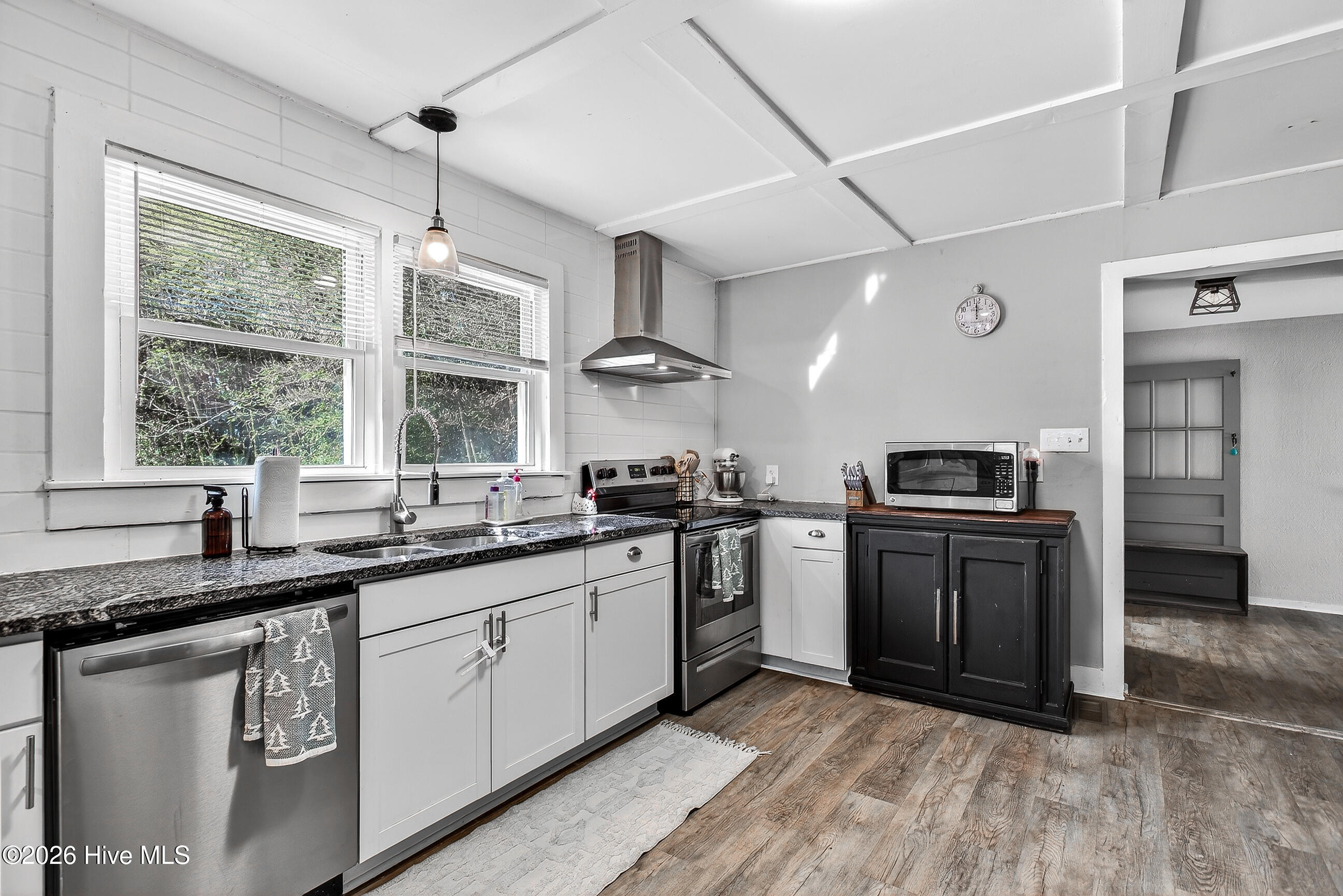 1527 Riggs Road,Maysville