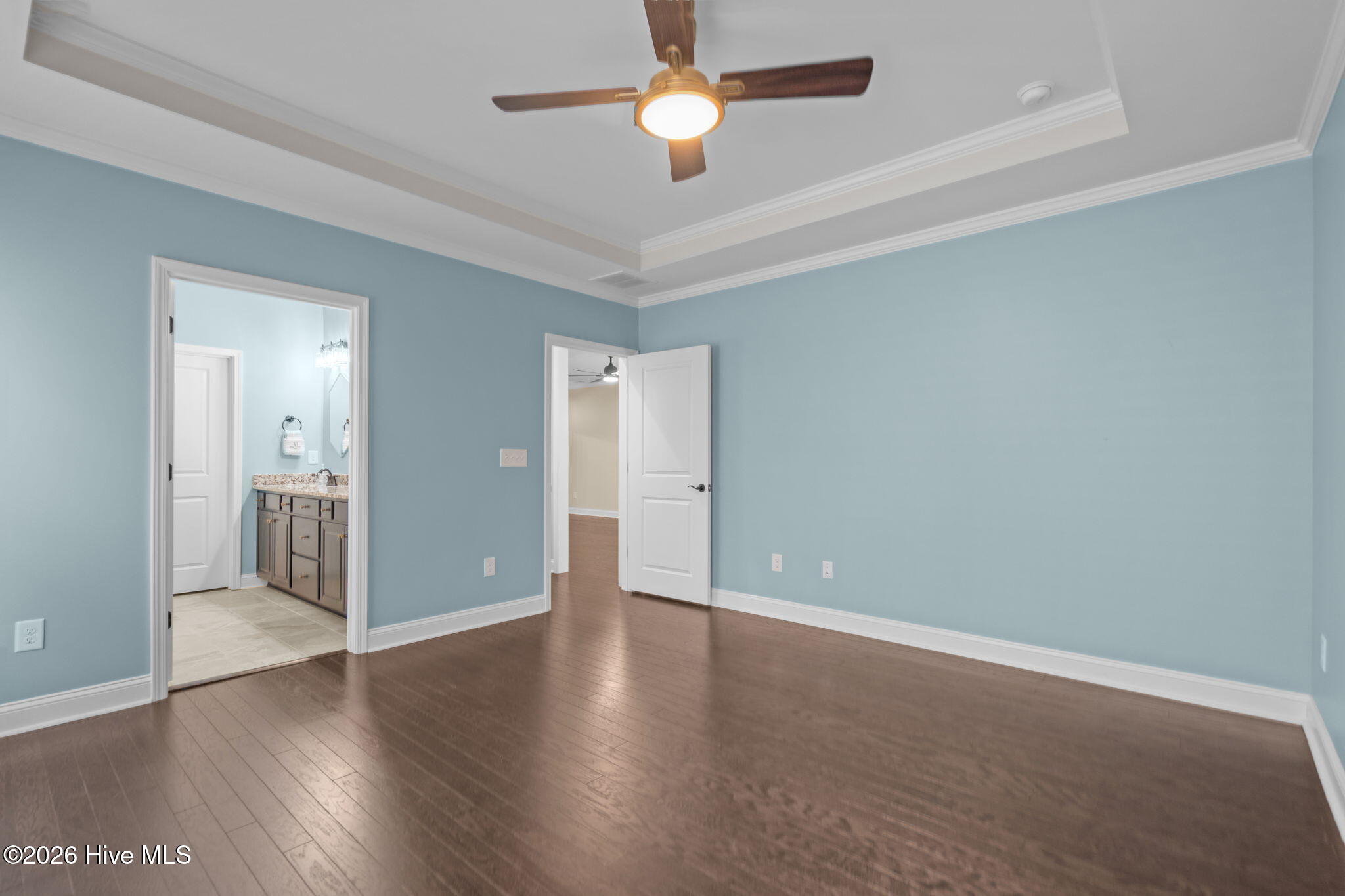 100525242 | Photo 34