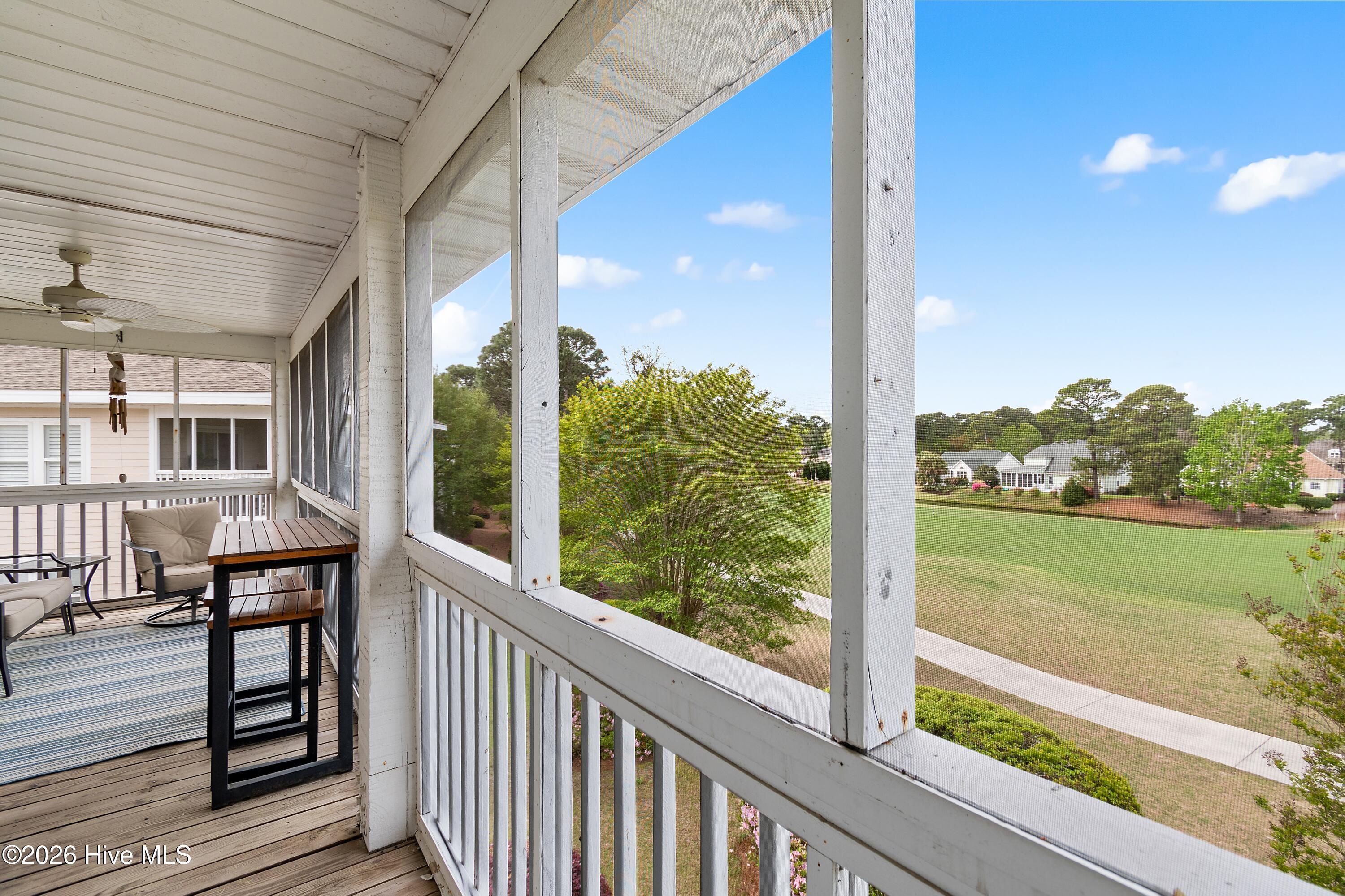 100565554 | Photo 32