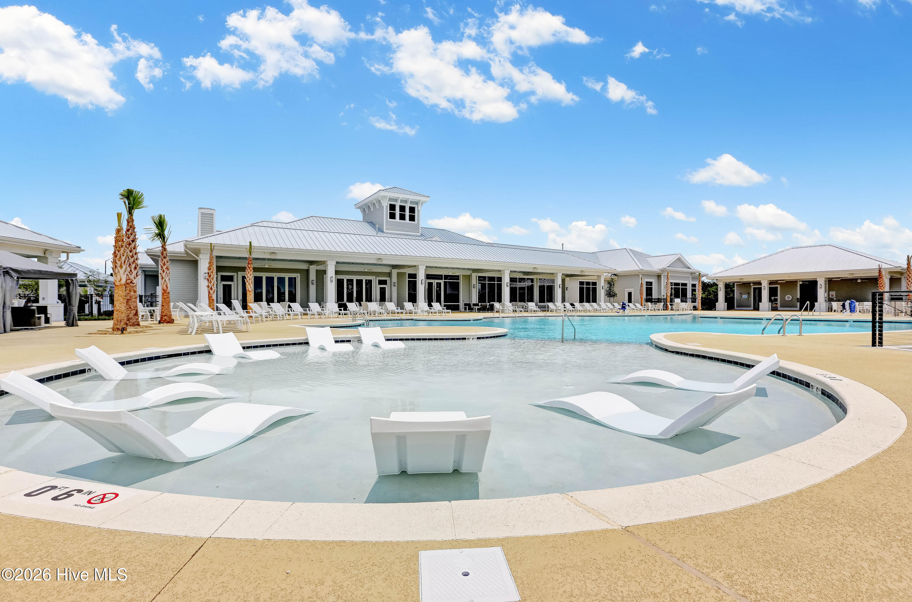 100555746 | Photo 51