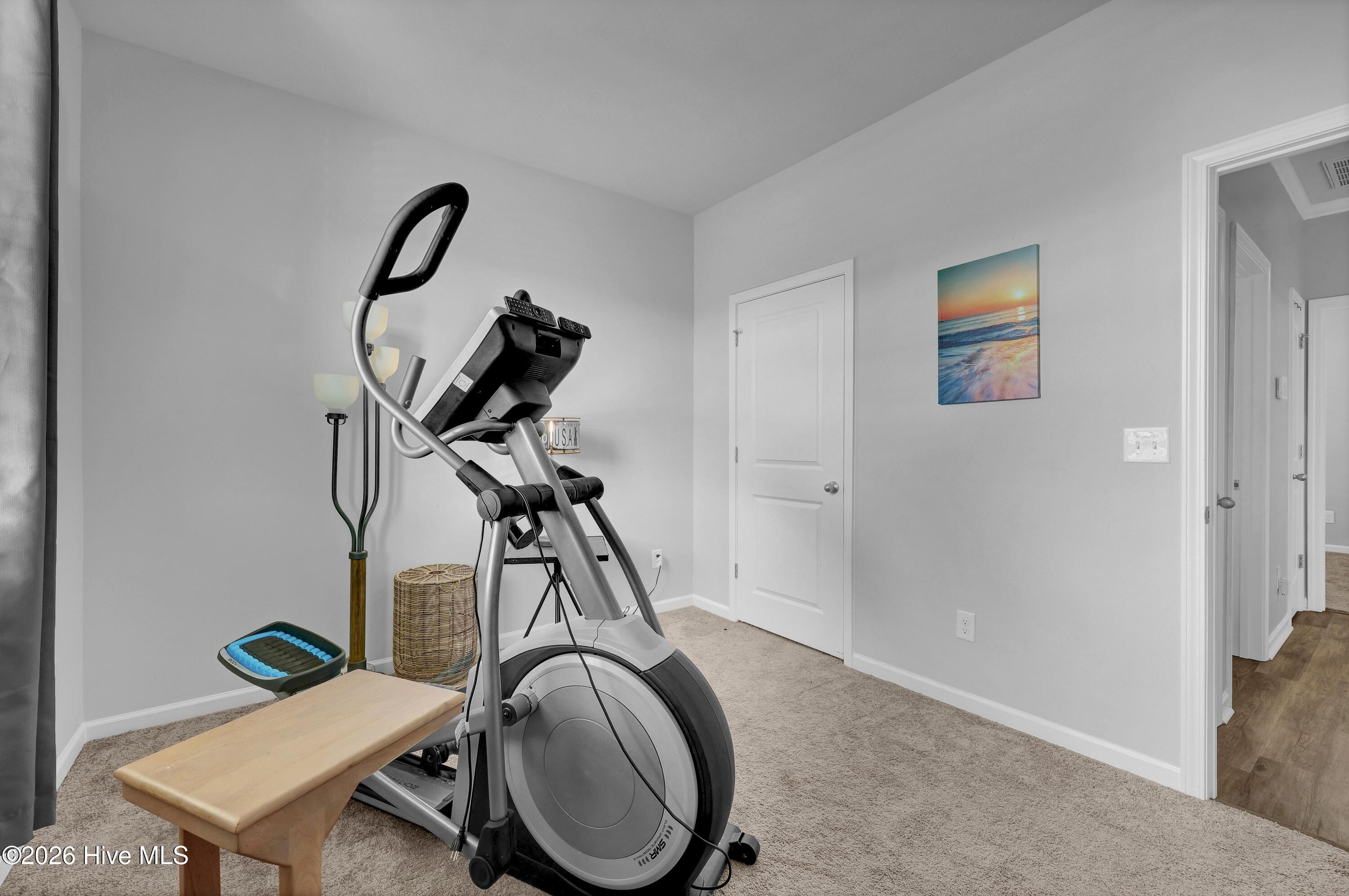 100567847 | Photo 20