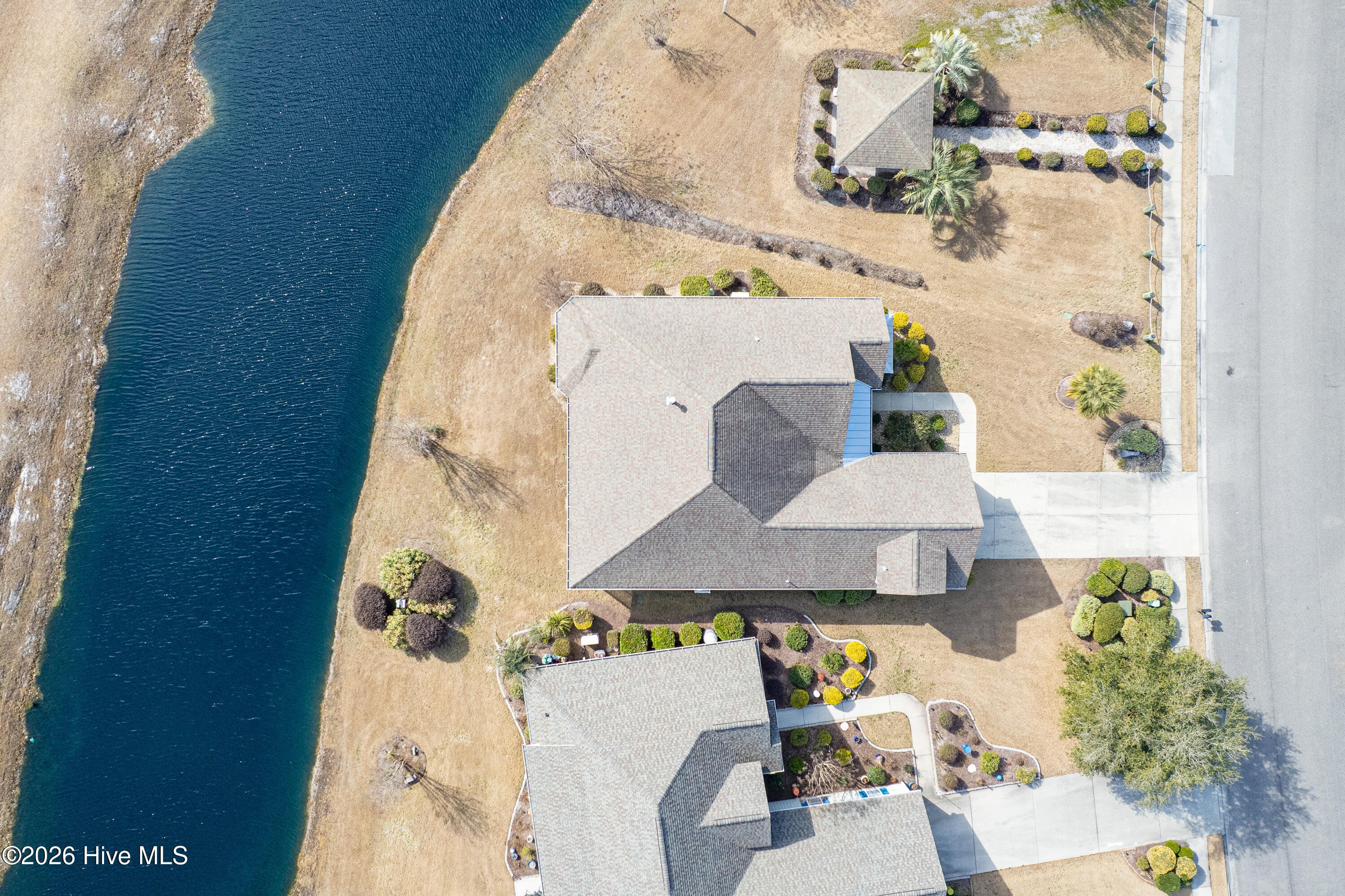 100553898 | Photo 42