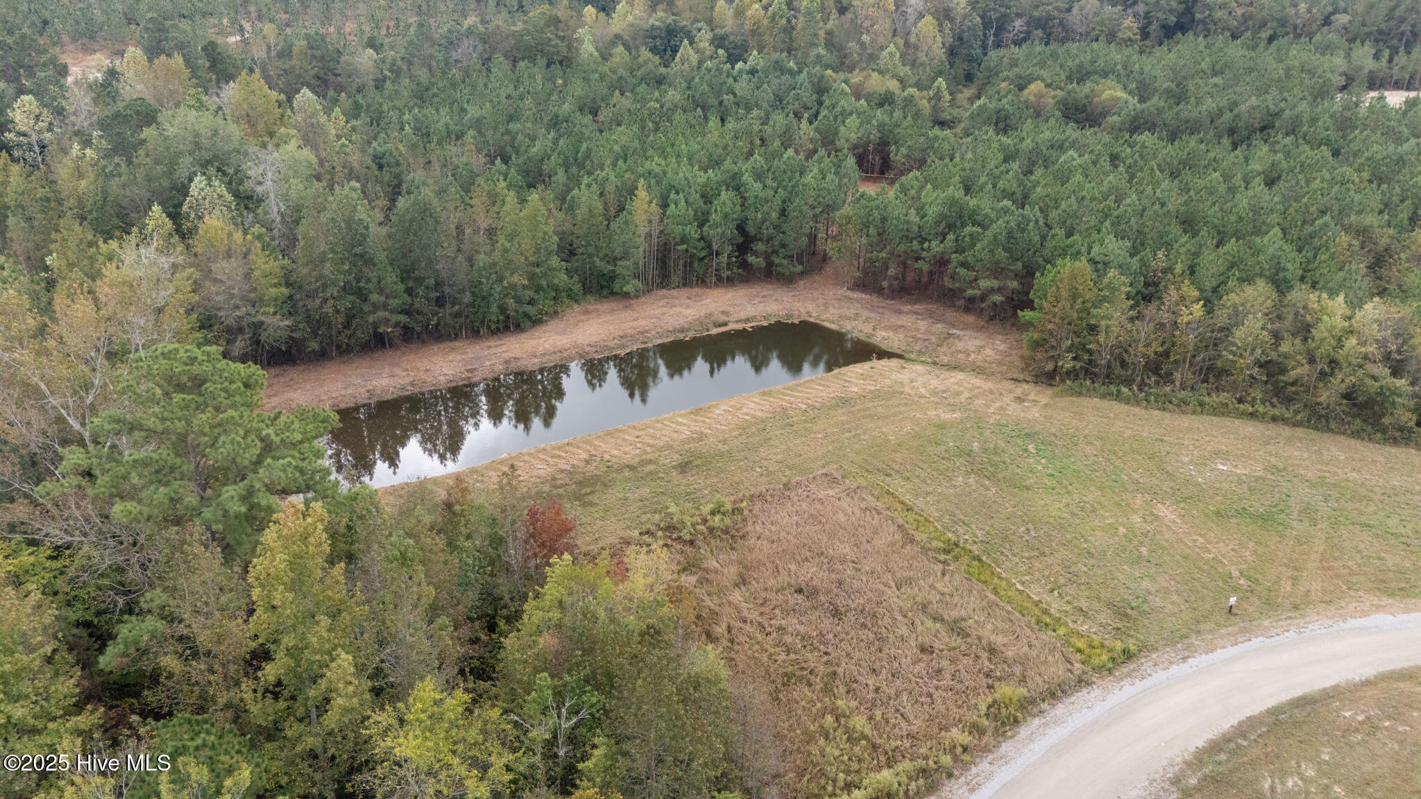 150 Hickory Pointer Way