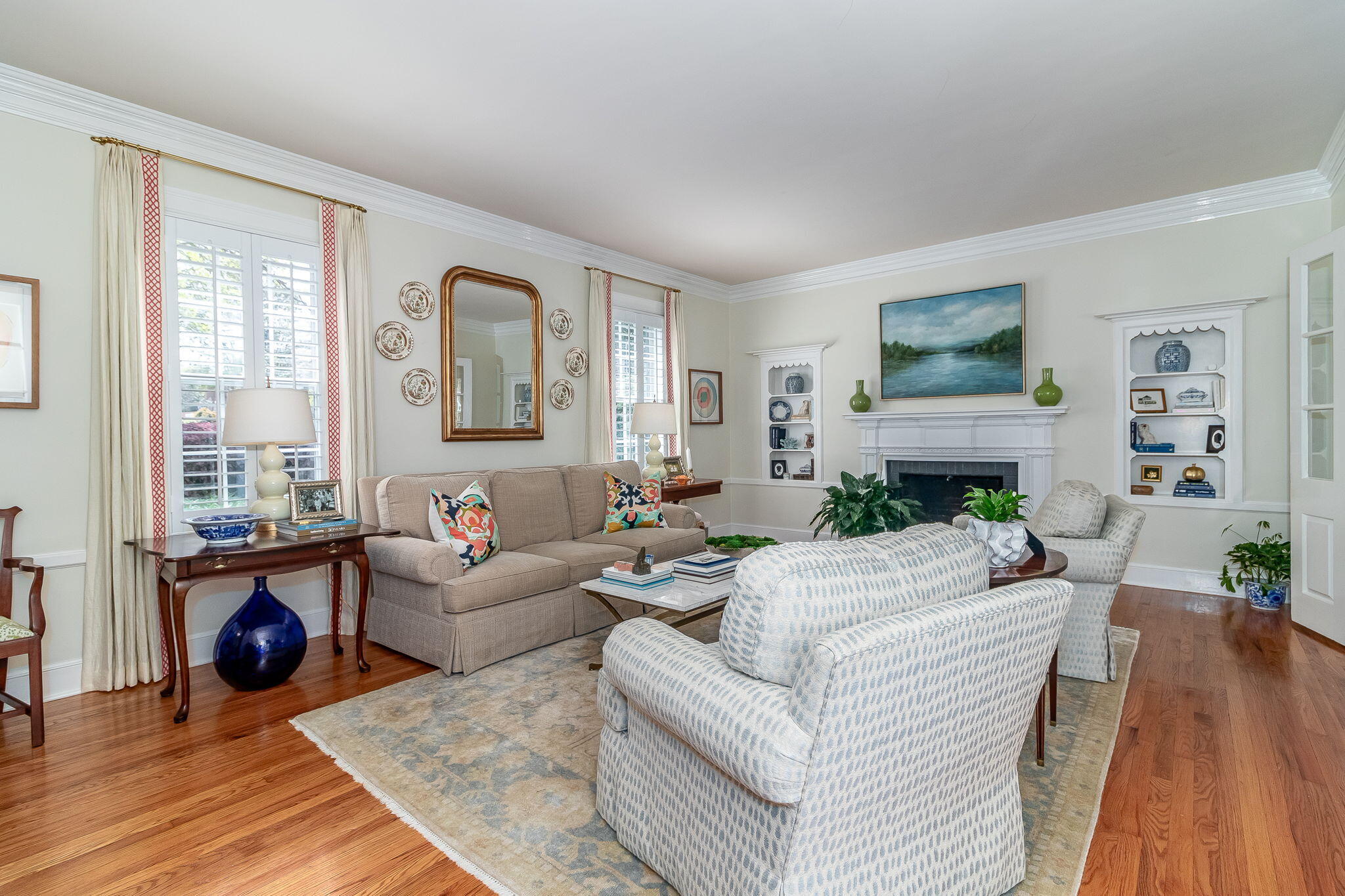 15-web-or-mls-2421 WALTON WAY ©--7