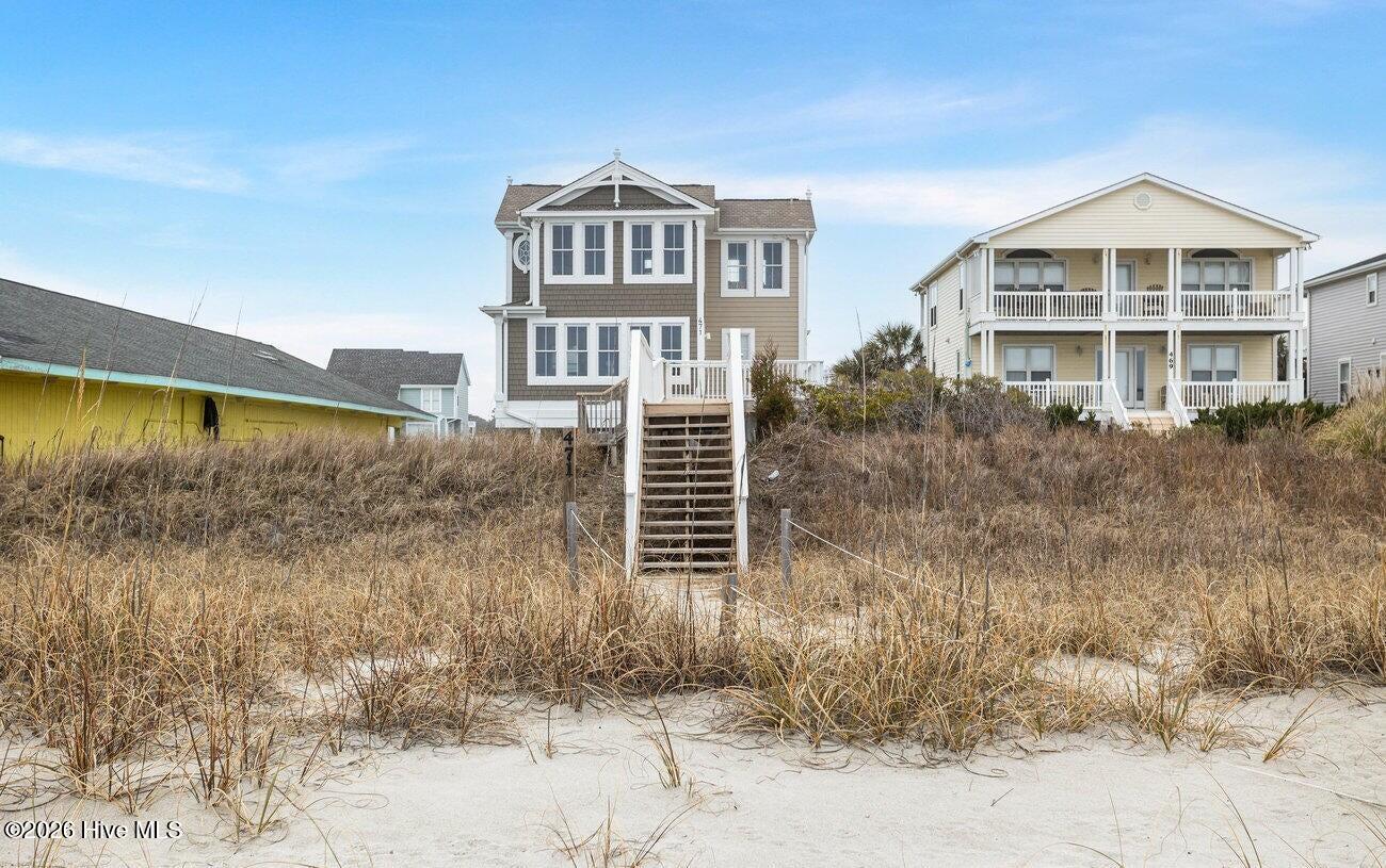 100561397 | Photo 105