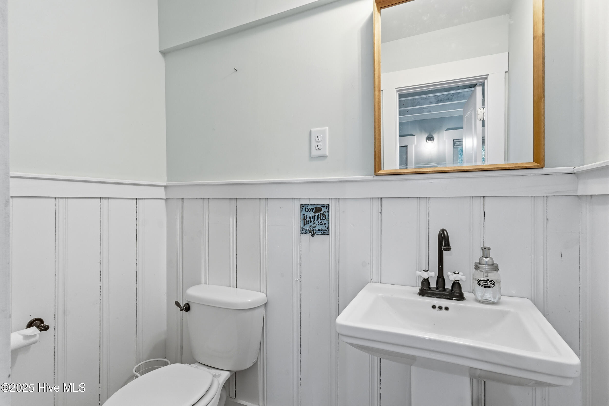 100539278 | Photo 24