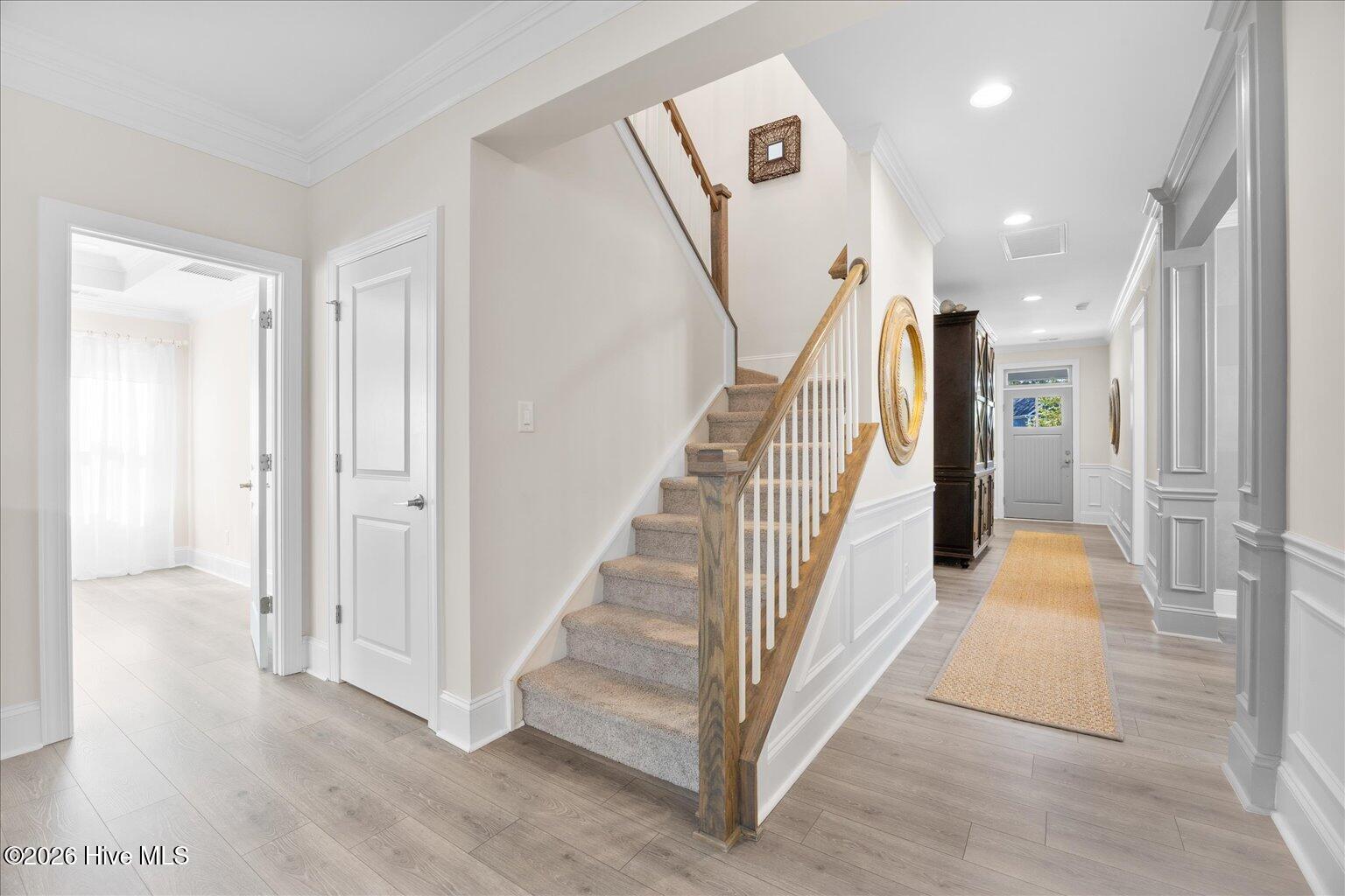 100555417 | Photo 32