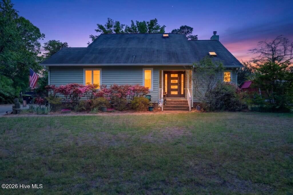 312 Channel Run Drive, New Bern, NC, 28562