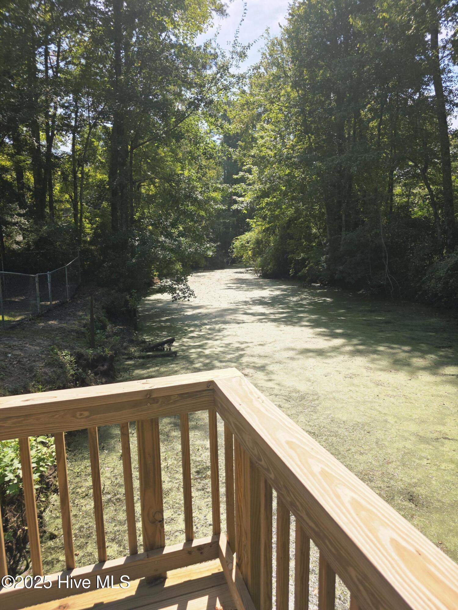 100532244 | Photo 27