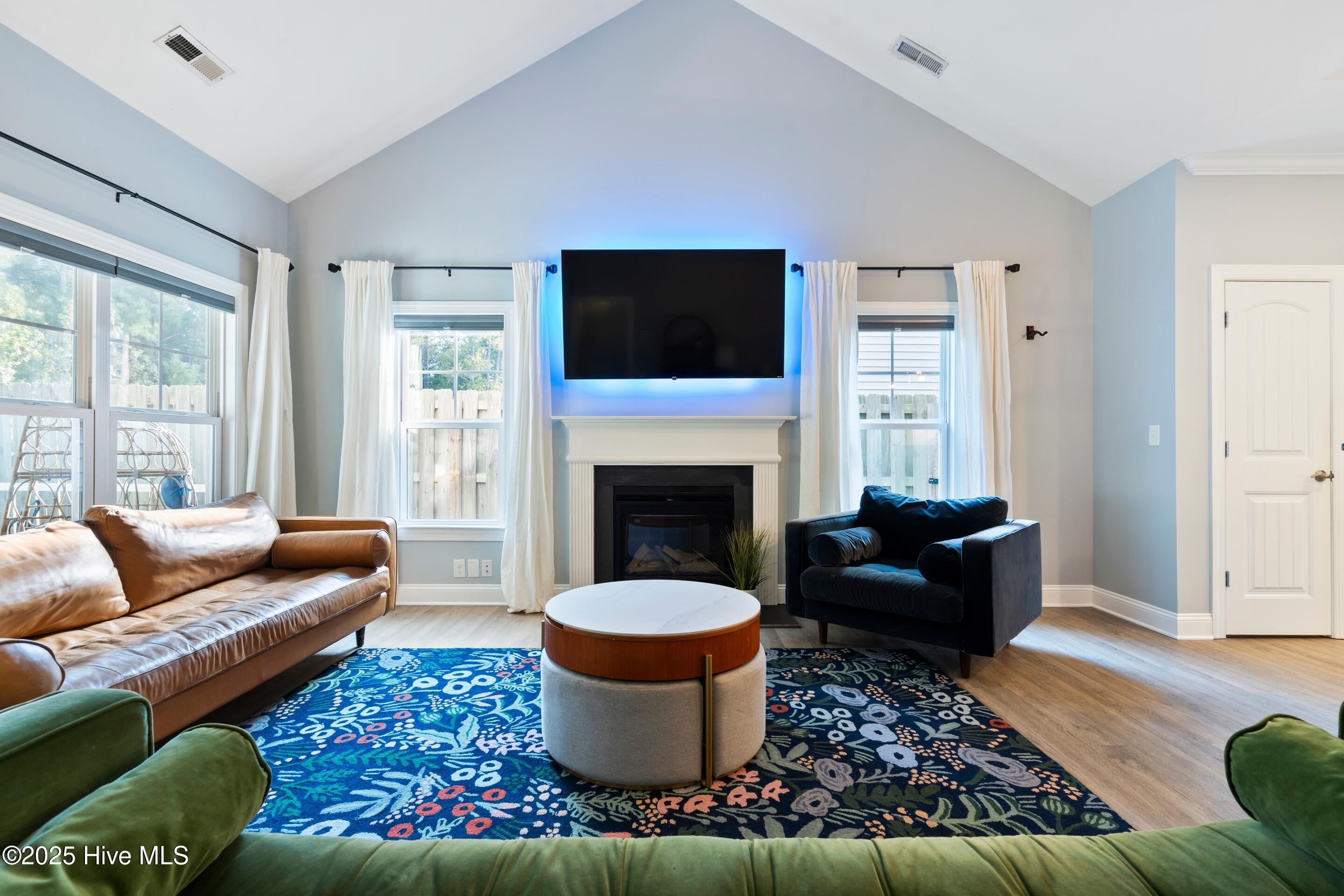 100539123 | Photo 14