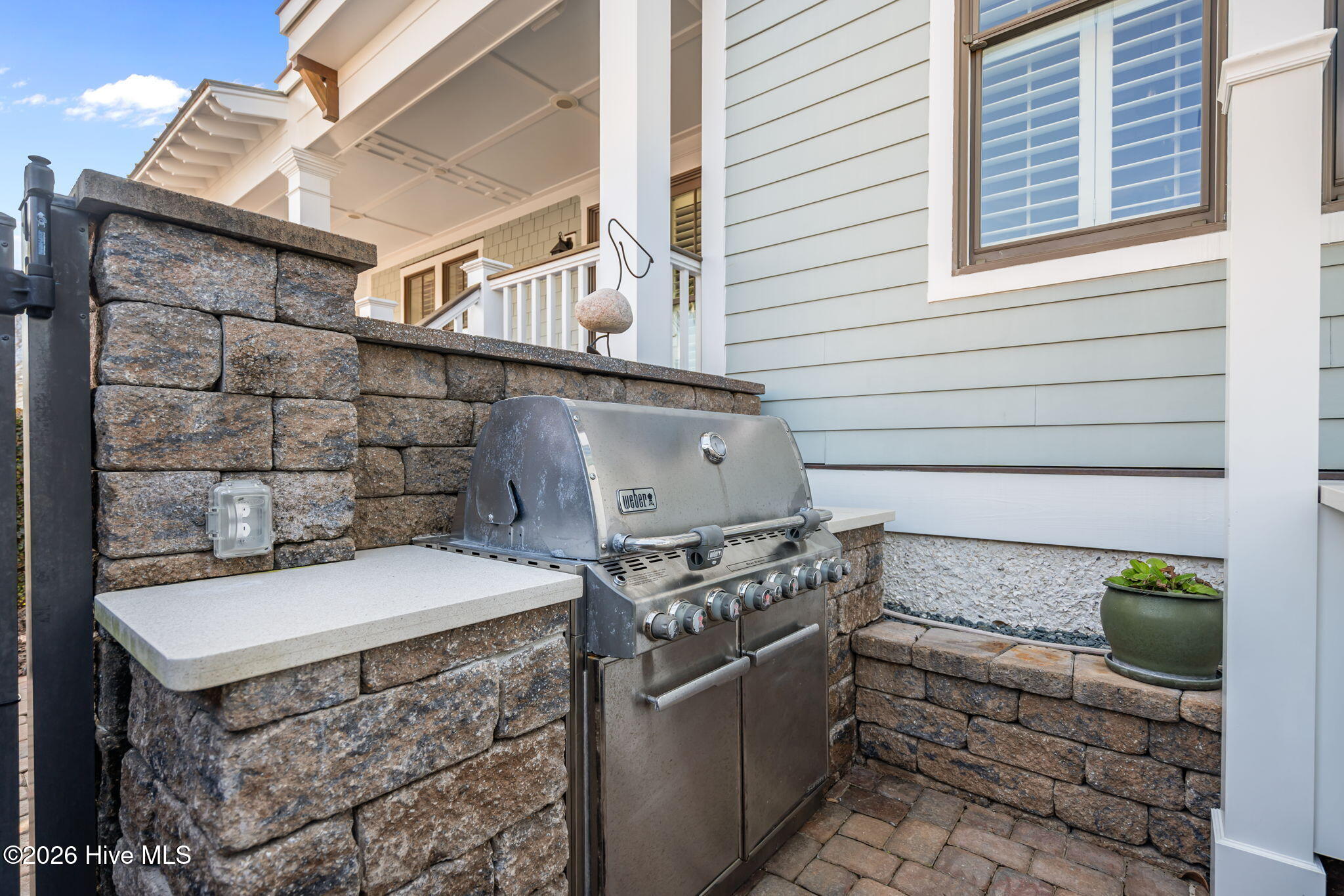 100551618 | Photo 88