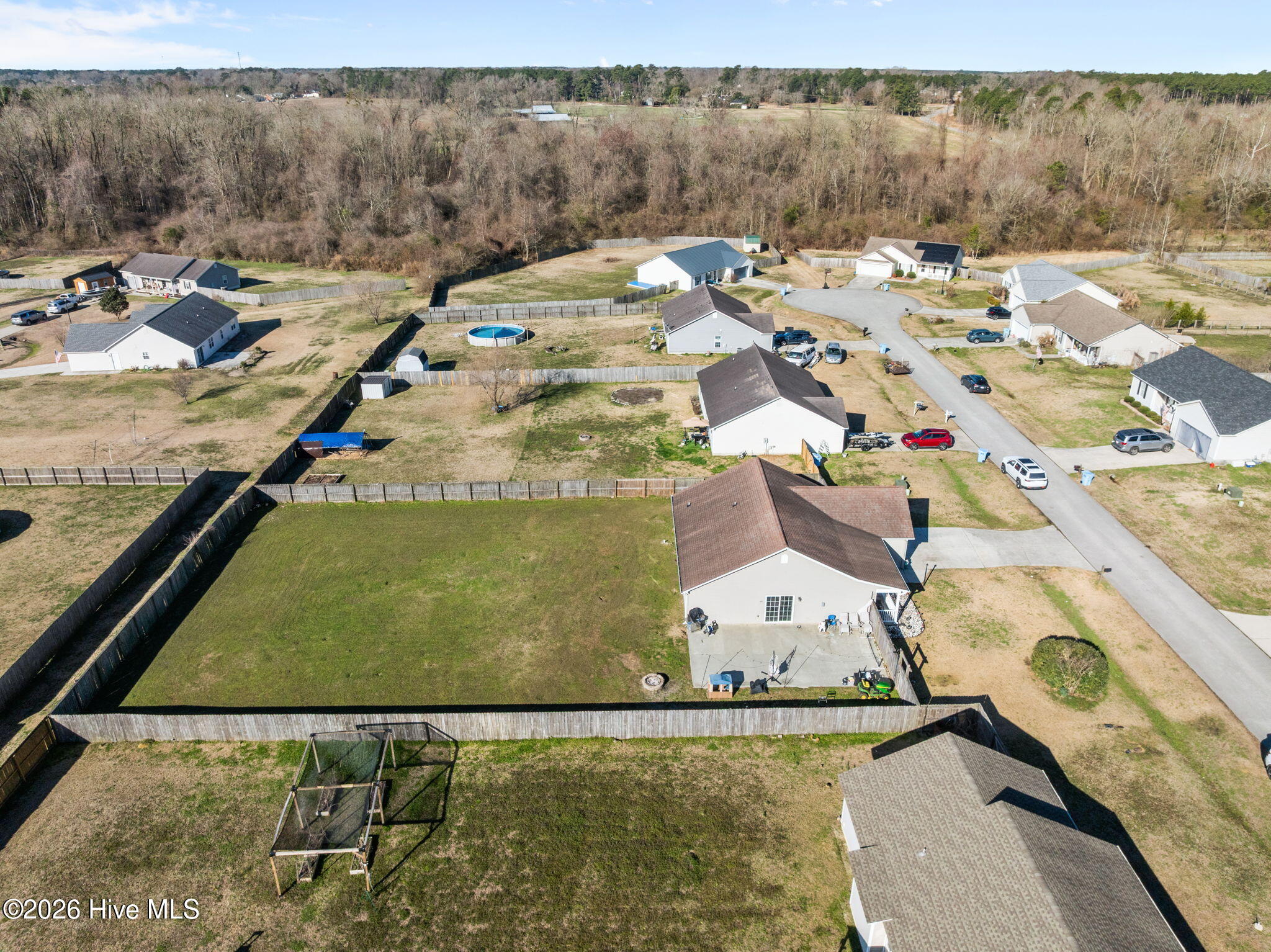 100556653 | Photo 38