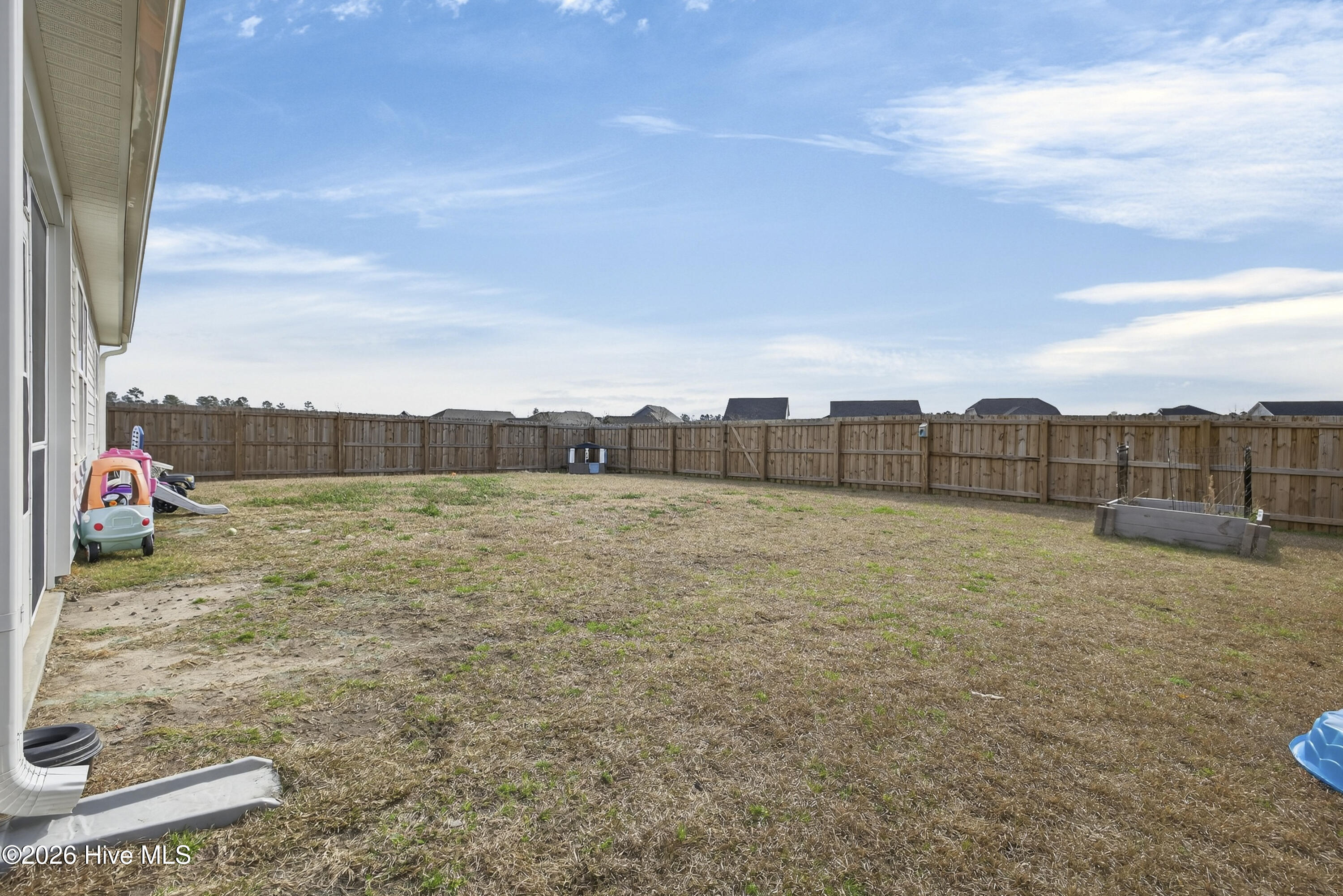 100557466 | Photo 37