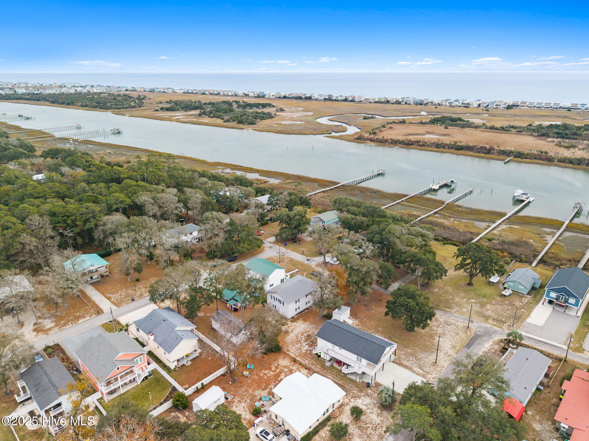 100544107 | Photo 48