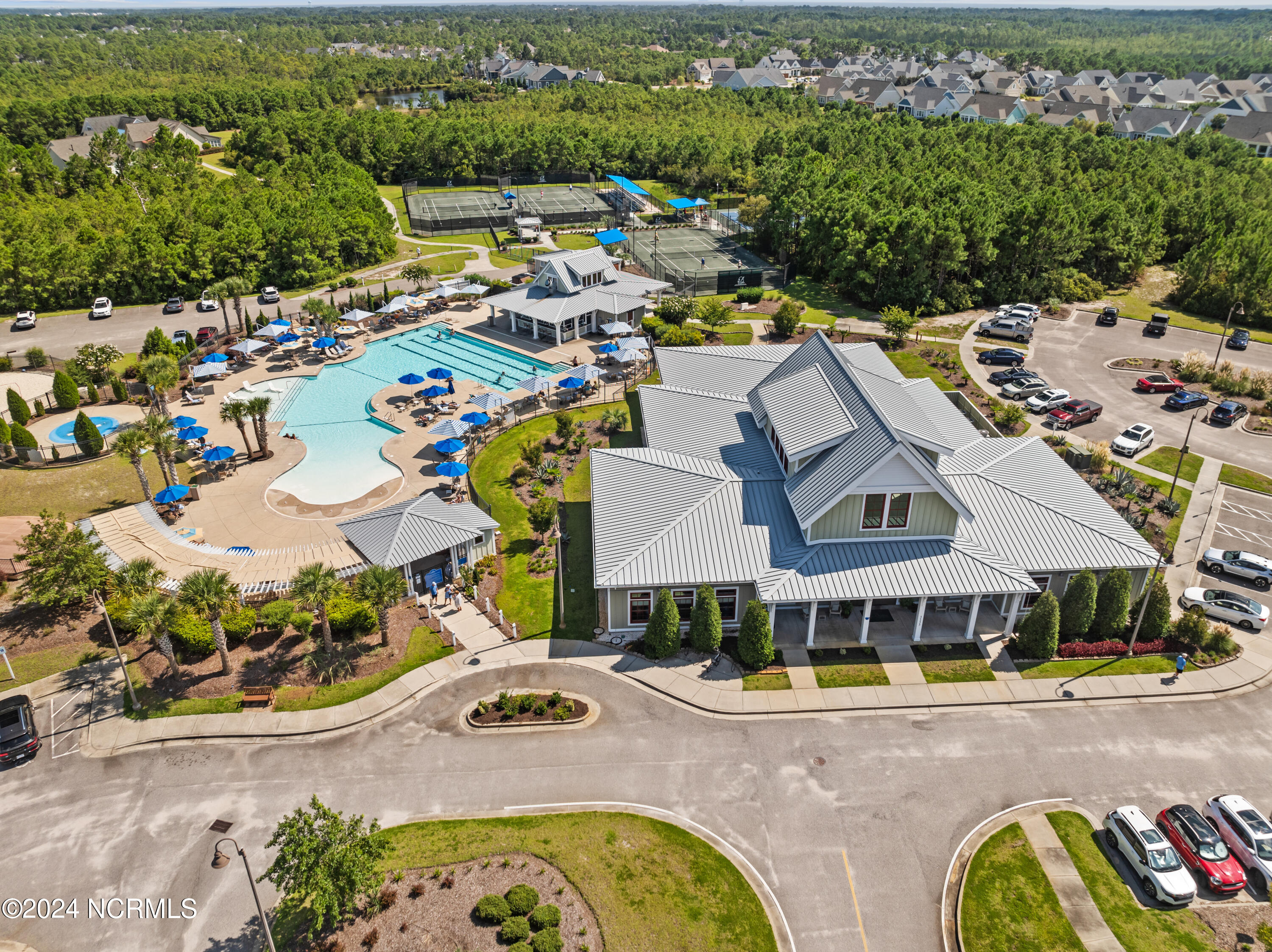 100462774 | Photo 71