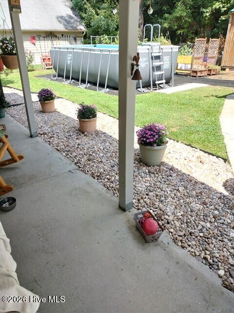 100547485 | Photo 17