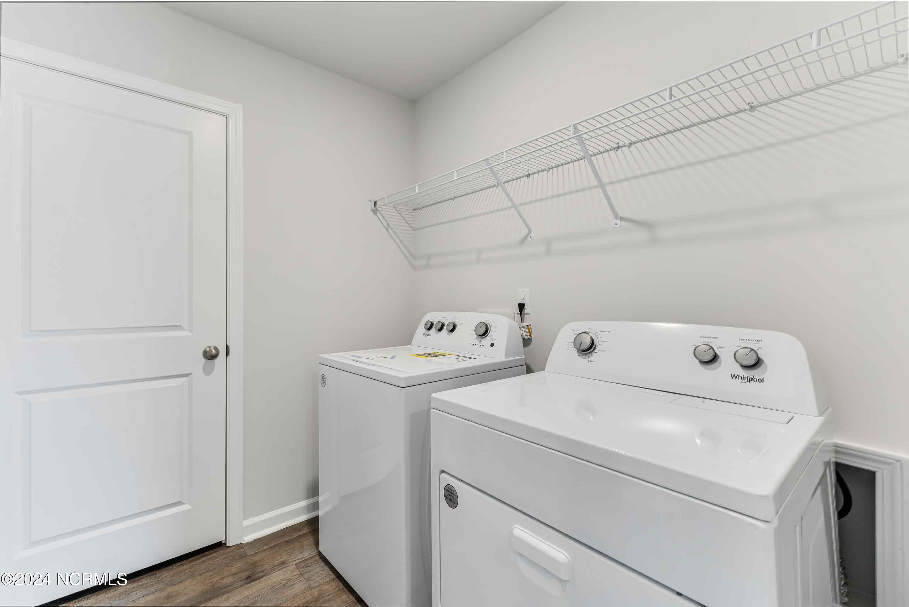 100533667 | Photo 26