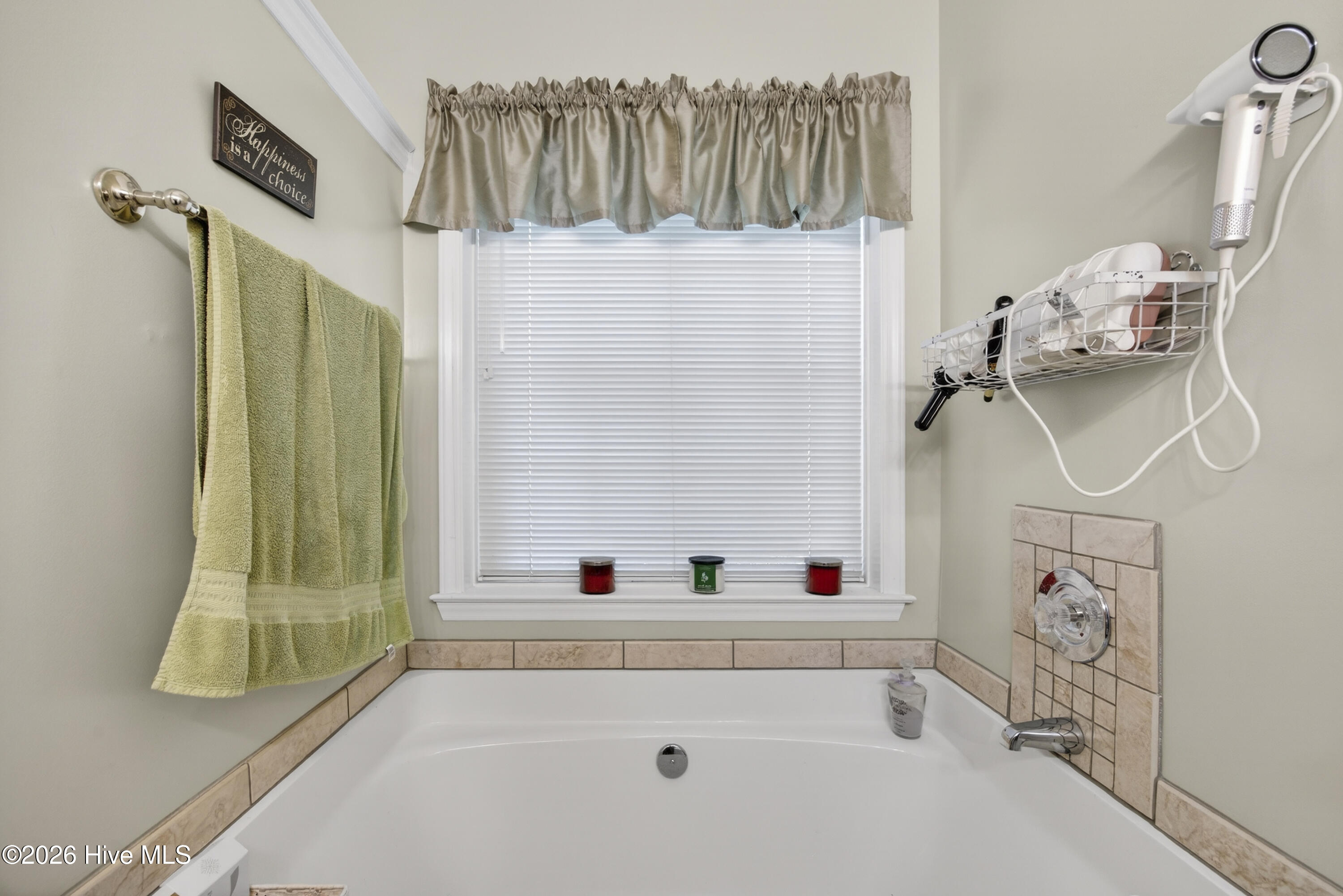 100560276 | Photo 18