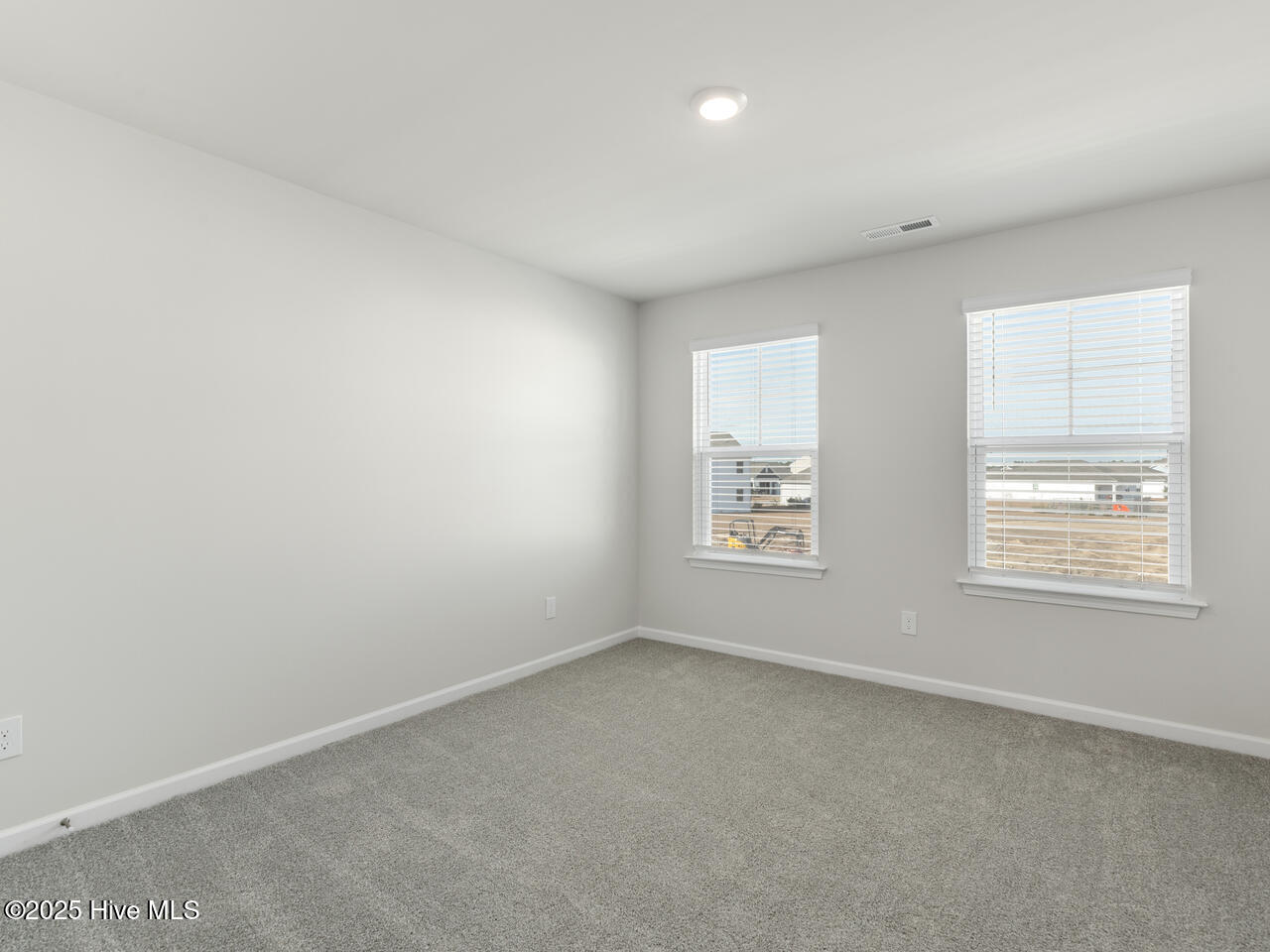 100554624 | Photo 36