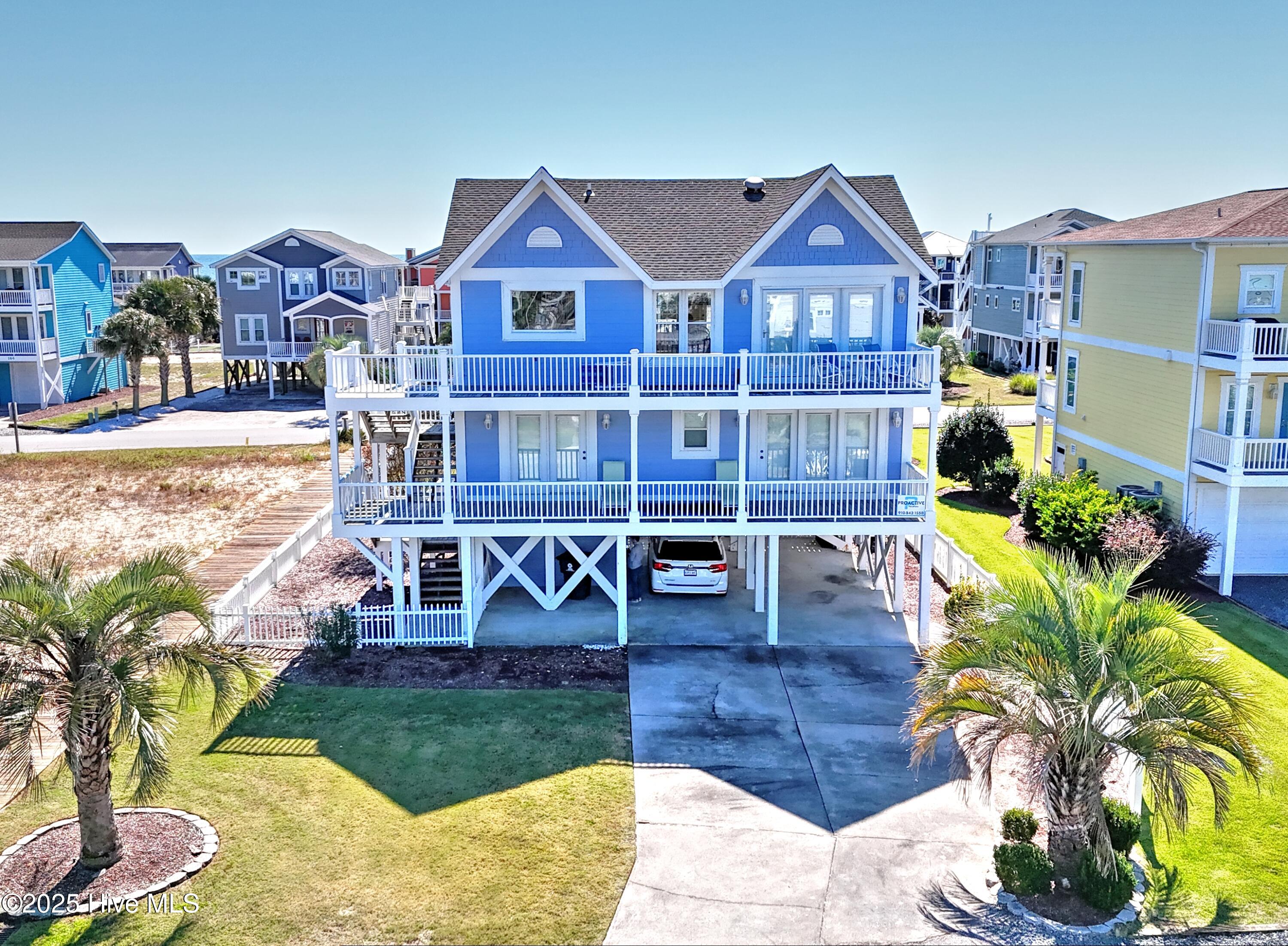 100538748 | Photo 47